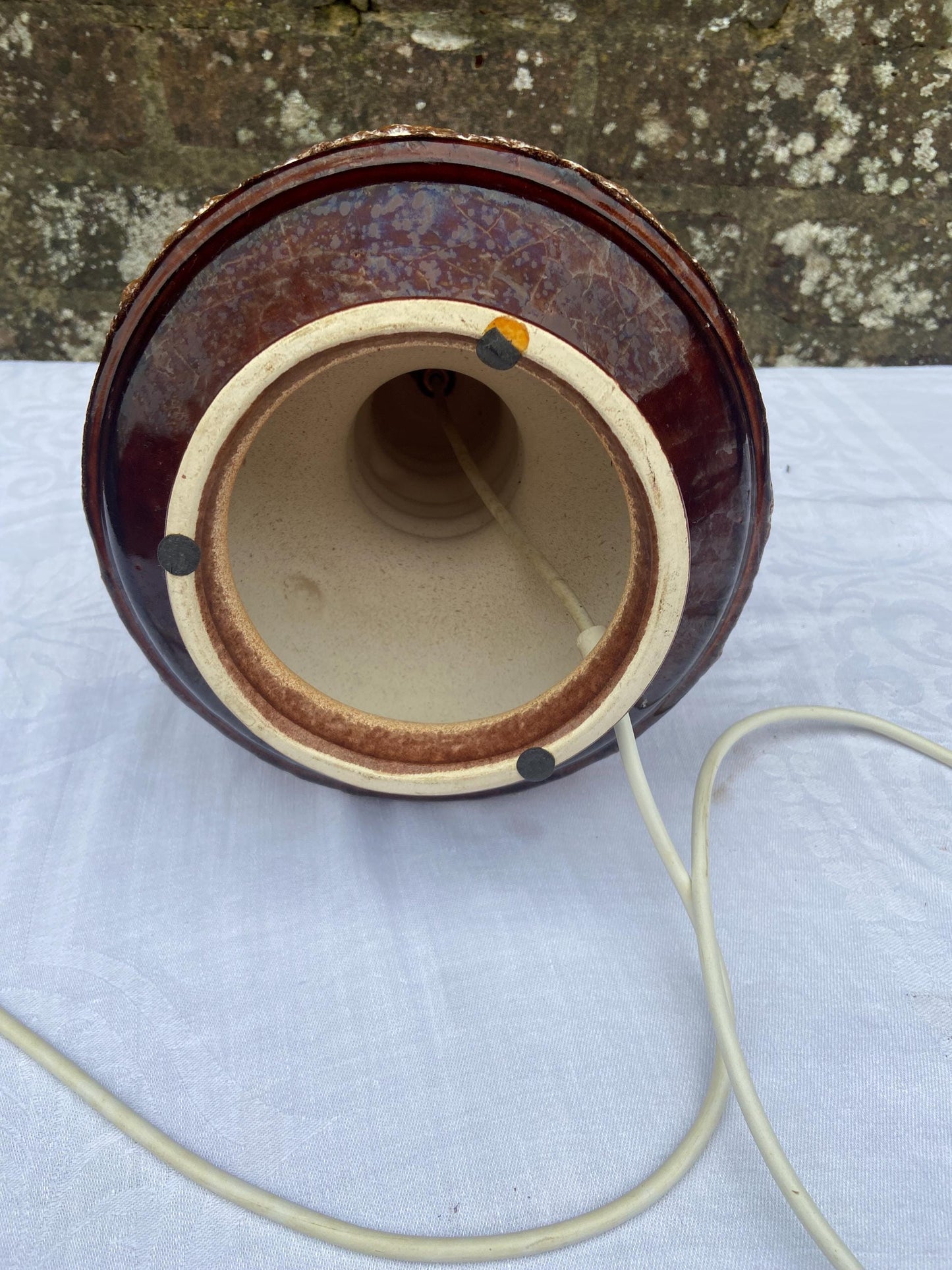 Original retro lava pottery table lamp - working