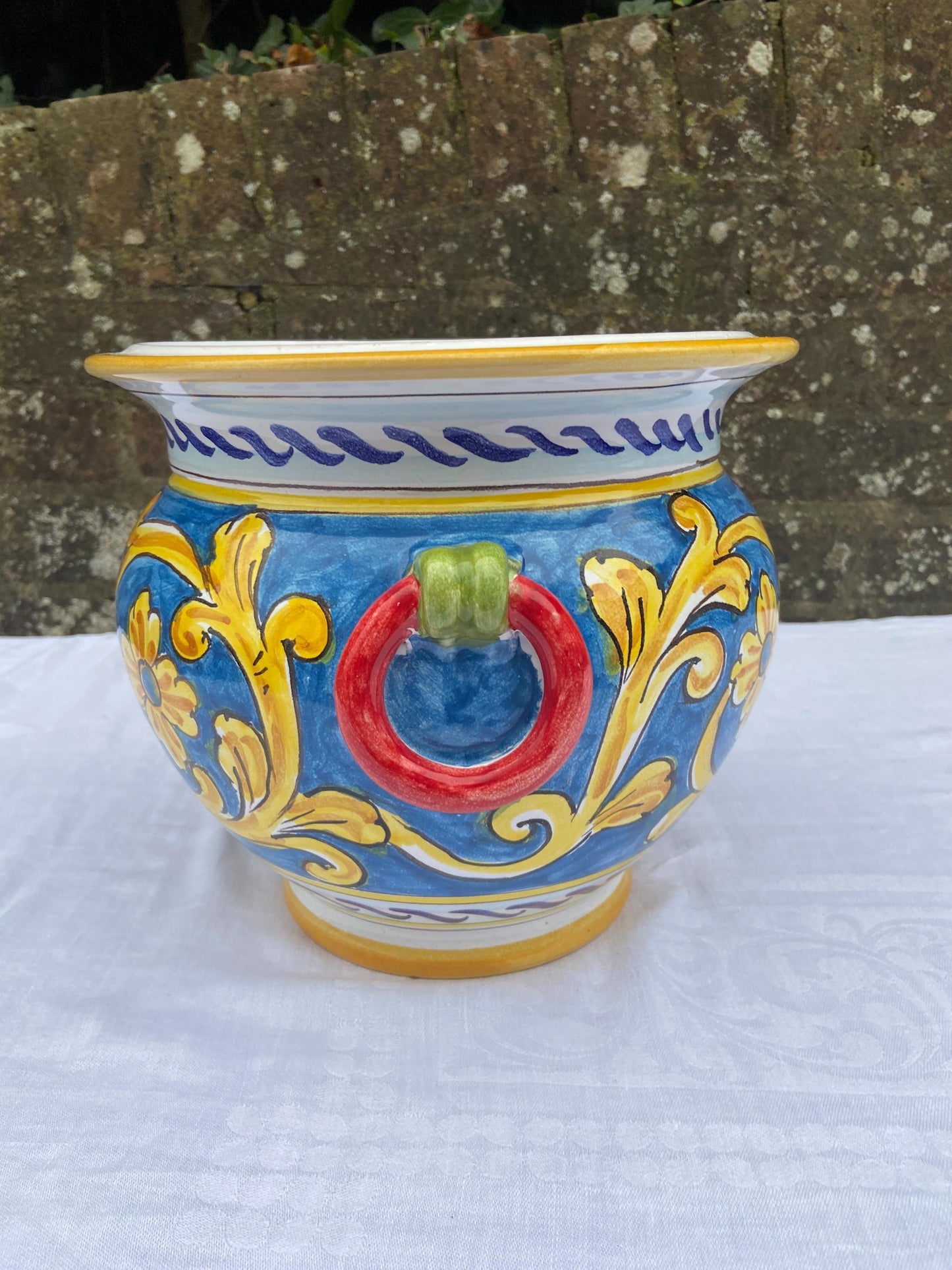 Hand painted and handmade vintage Sicilian Pottery Planter, Jardiniere Large