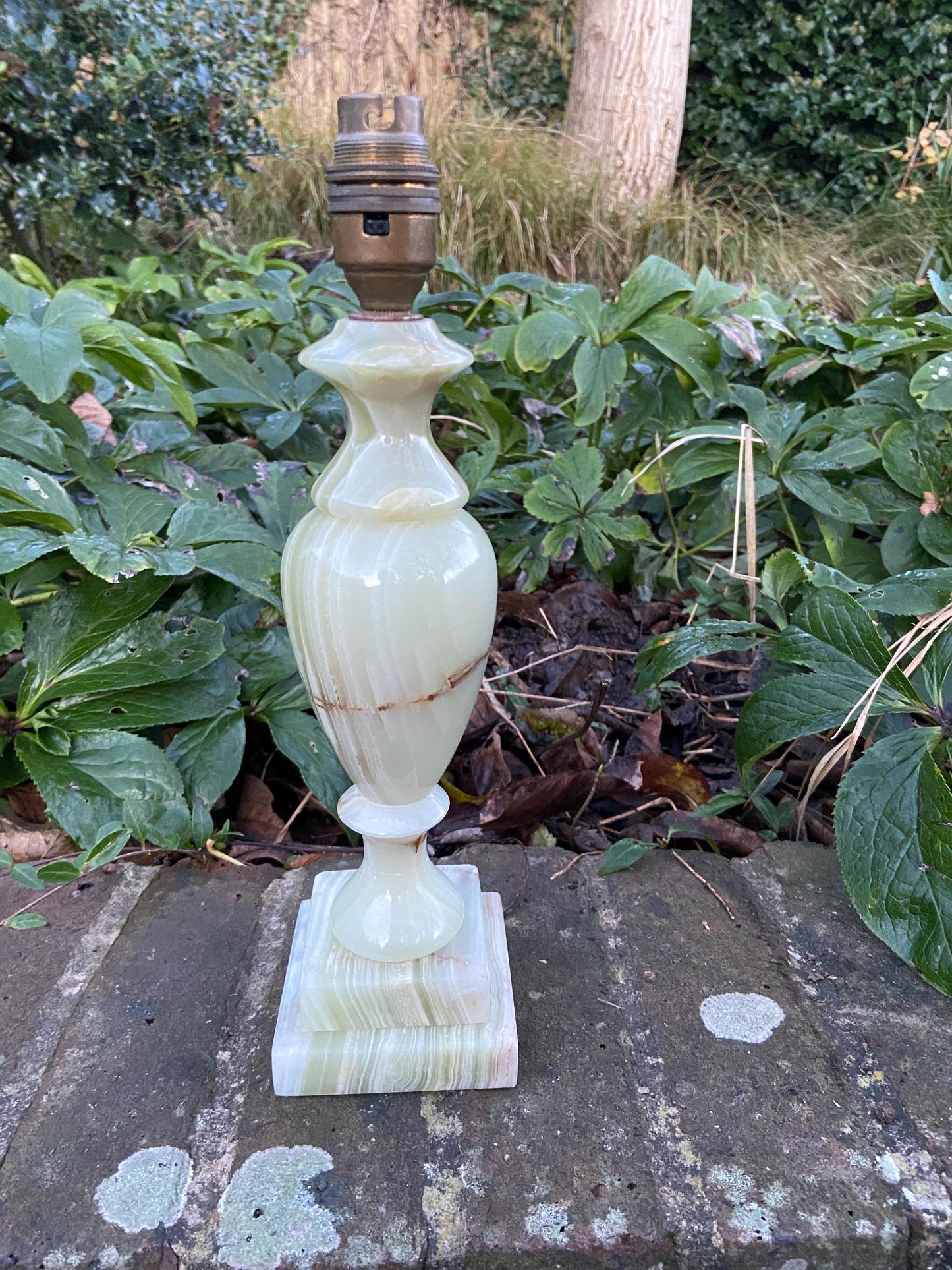 Vintage medium sized Green Onyx Classic Table Lamp Base vgc
