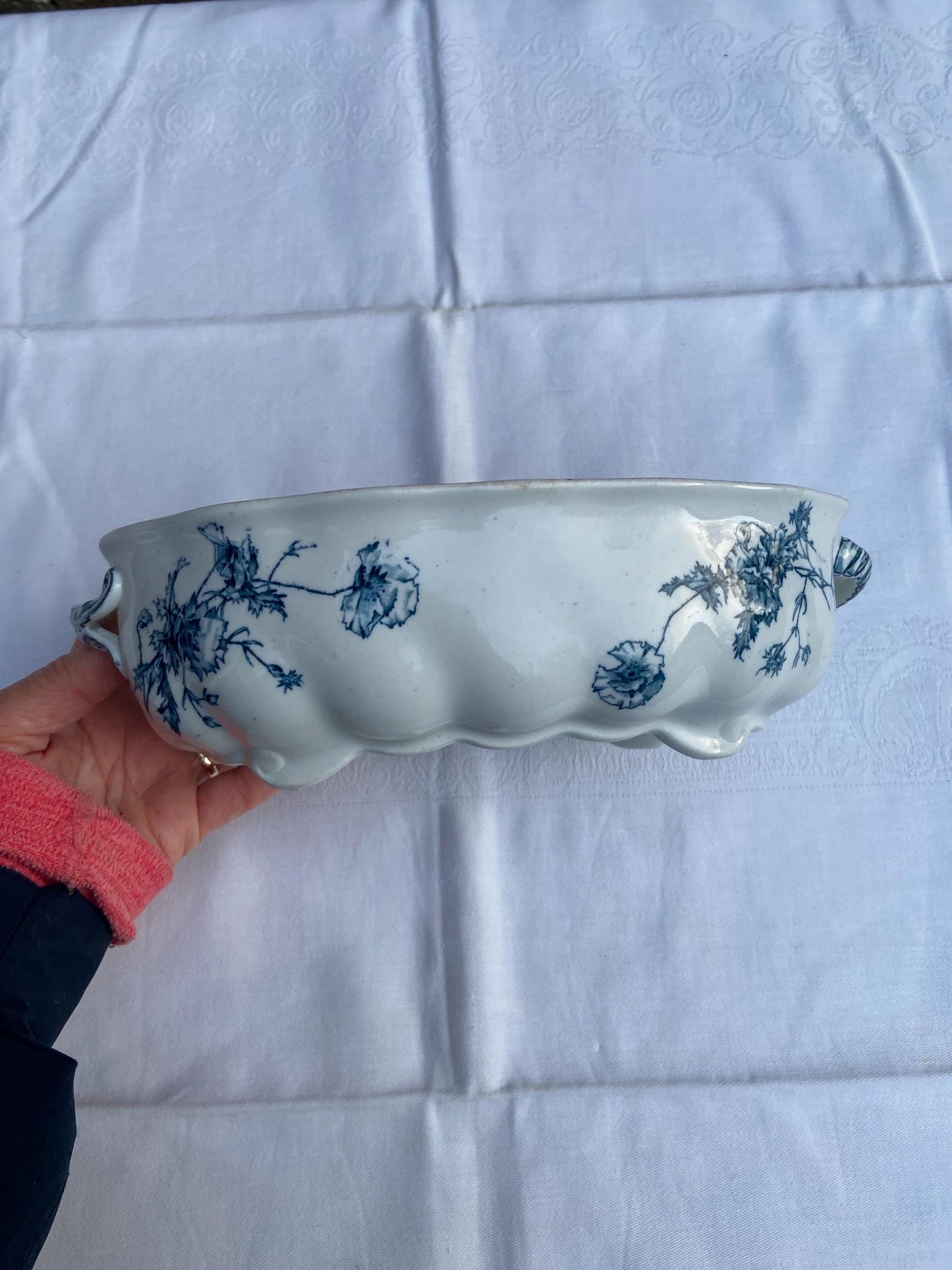 Collectible "Rutland", Victorian Doulton Tureen - J.S. Patent - 1886-1902 coronet stamp - VGC