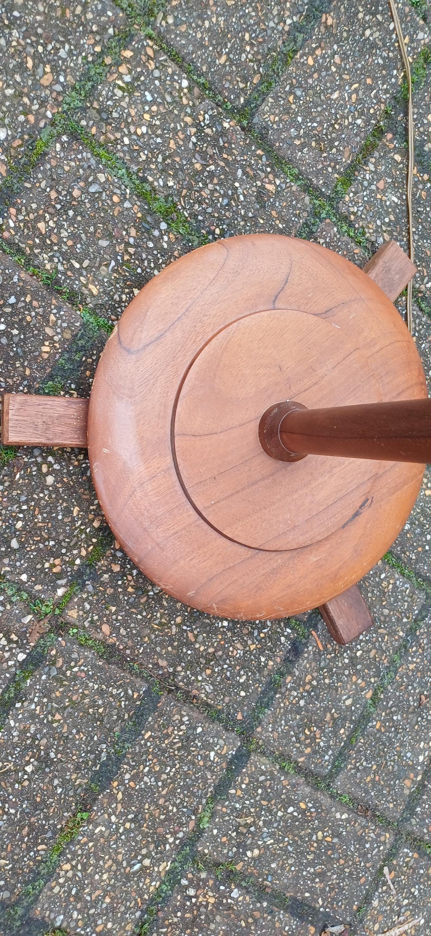 Superb Vintage Retro Mid-Century Brass and Teak Floor Lamp with Outstanding Vintage Lampshade – Fully Working FREE HAND DELIVERY