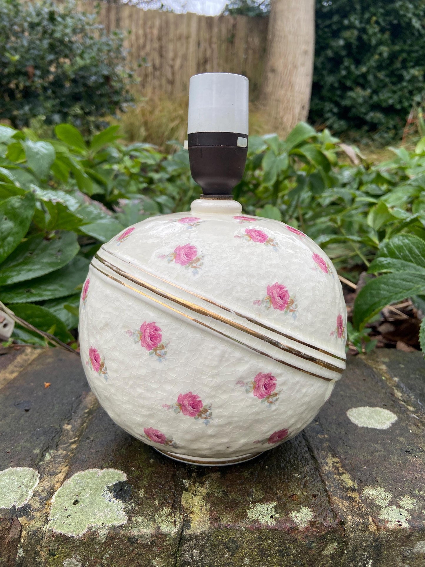 1950s rounded crackle glaze ceramic lamp with roses and unusual gold band (Hughes of Longport)