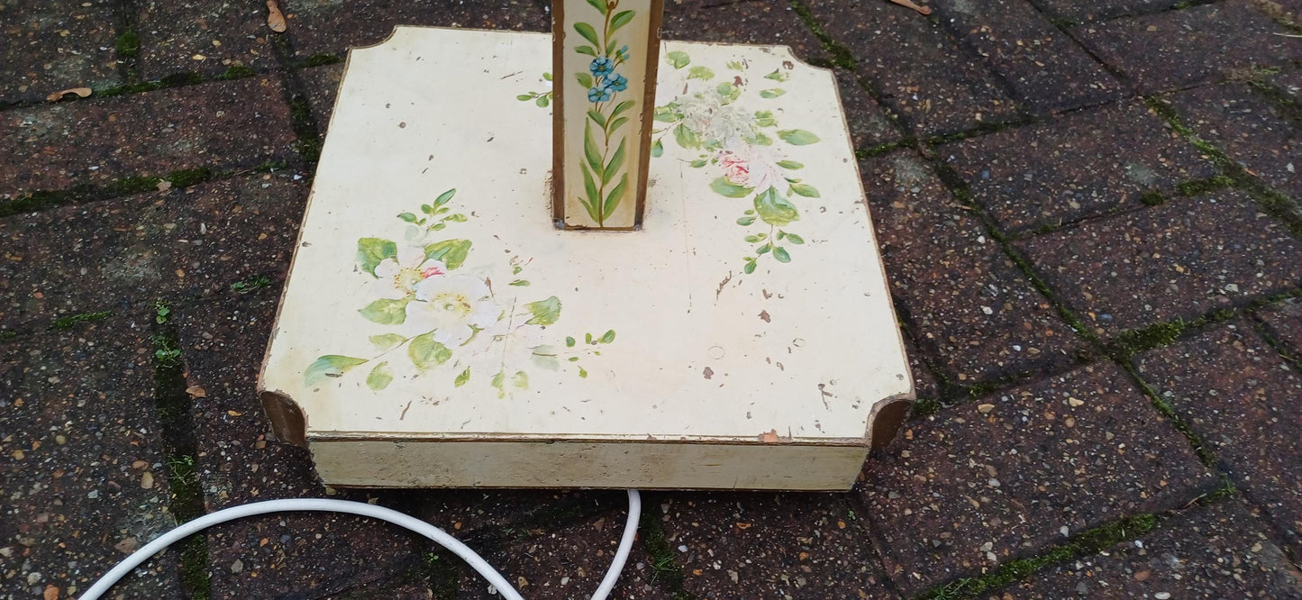 Stunning Early 20th Century Vintage Standard Lamp – Working Condition with Hand-Painted Floral Detail FREE HAND Delivery