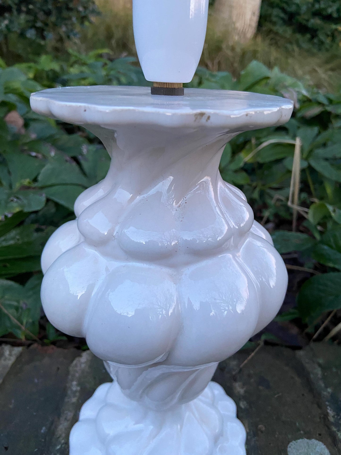 Quality mid-century pottery lamp from Harvey Nichols, vintage table lamp 1950s, working