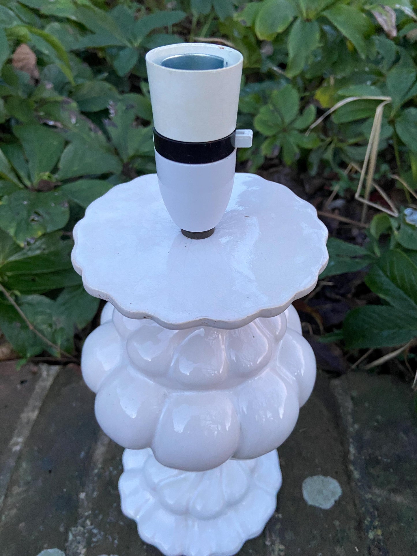 Quality mid-century pottery lamp from Harvey Nichols, vintage table lamp 1950s, working