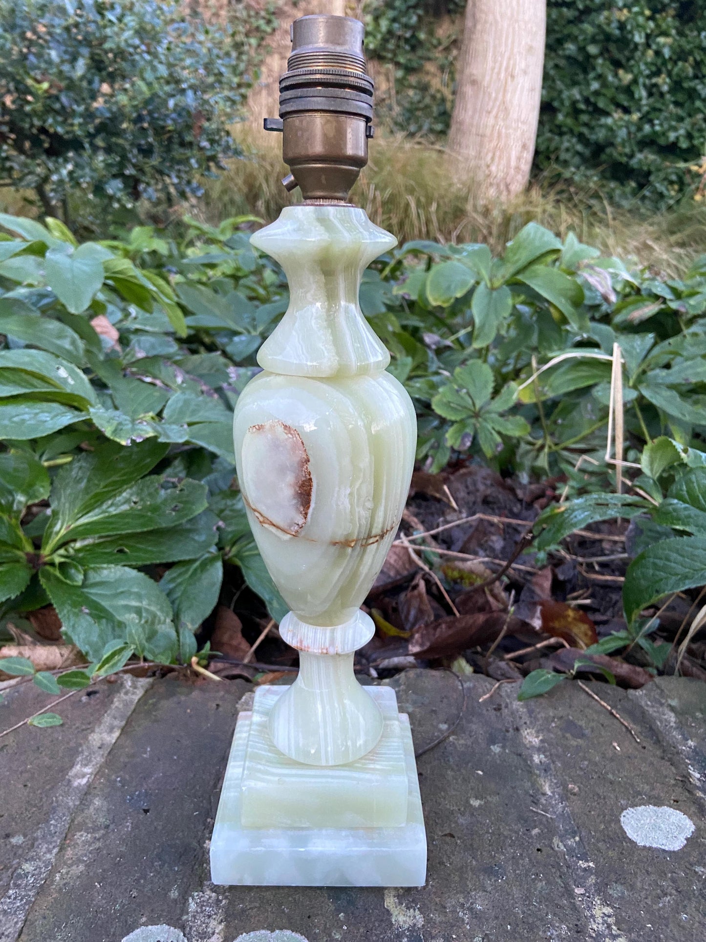 Vintage medium sized Green Onyx Classic Table Lamp Base vgc