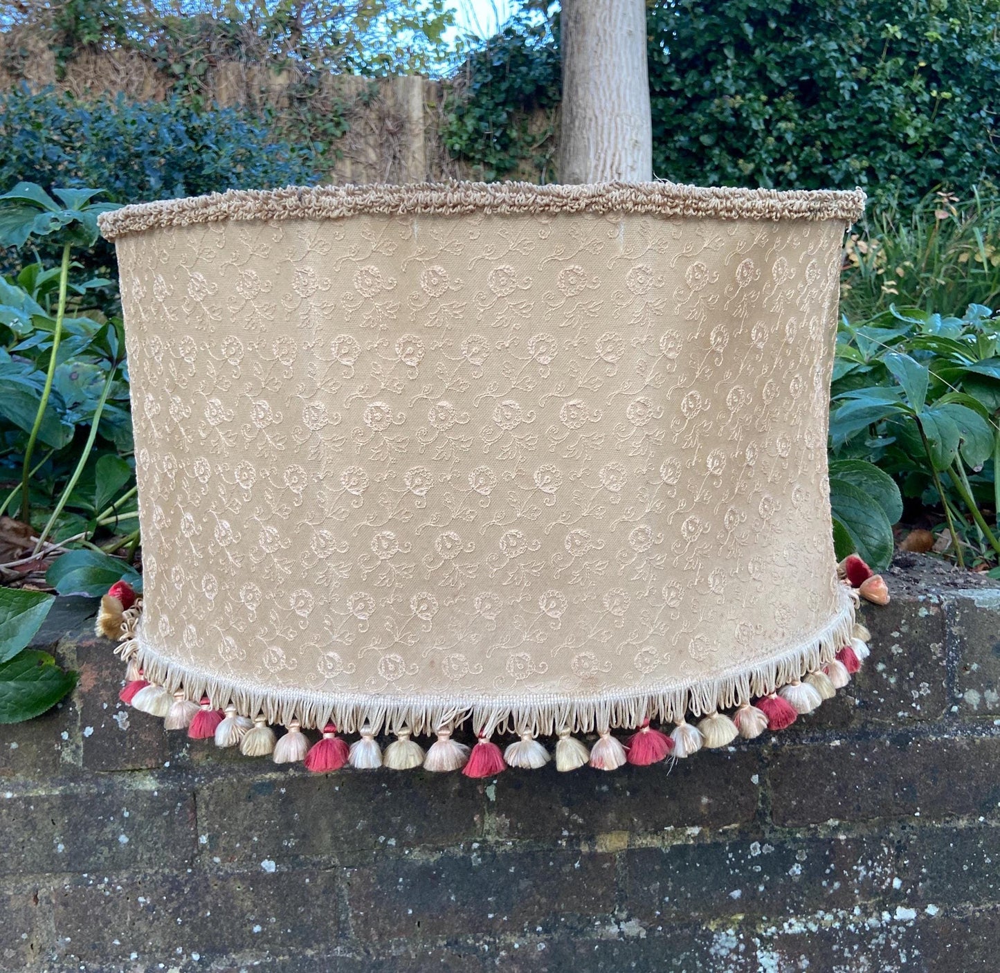 vintage retro very large shade, gold lampshade. lace covered shade. very large 56cm wide. boudoir lamp shade, romantic lamp shade, bohemian lamp shade