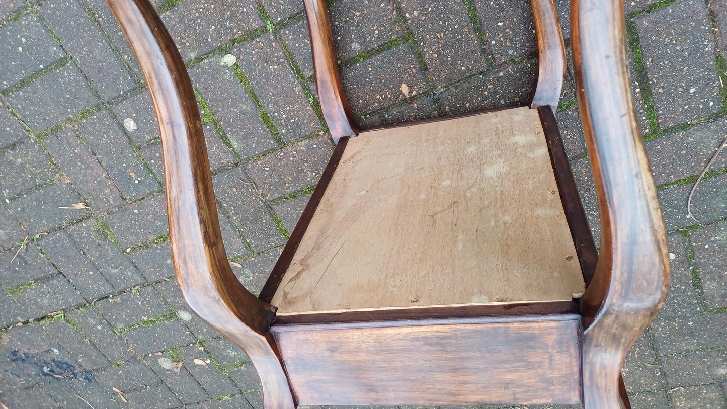 Elegant and Top Quality Vintage Mahogany Piano Stool Upholstered with Sheet Compartment.