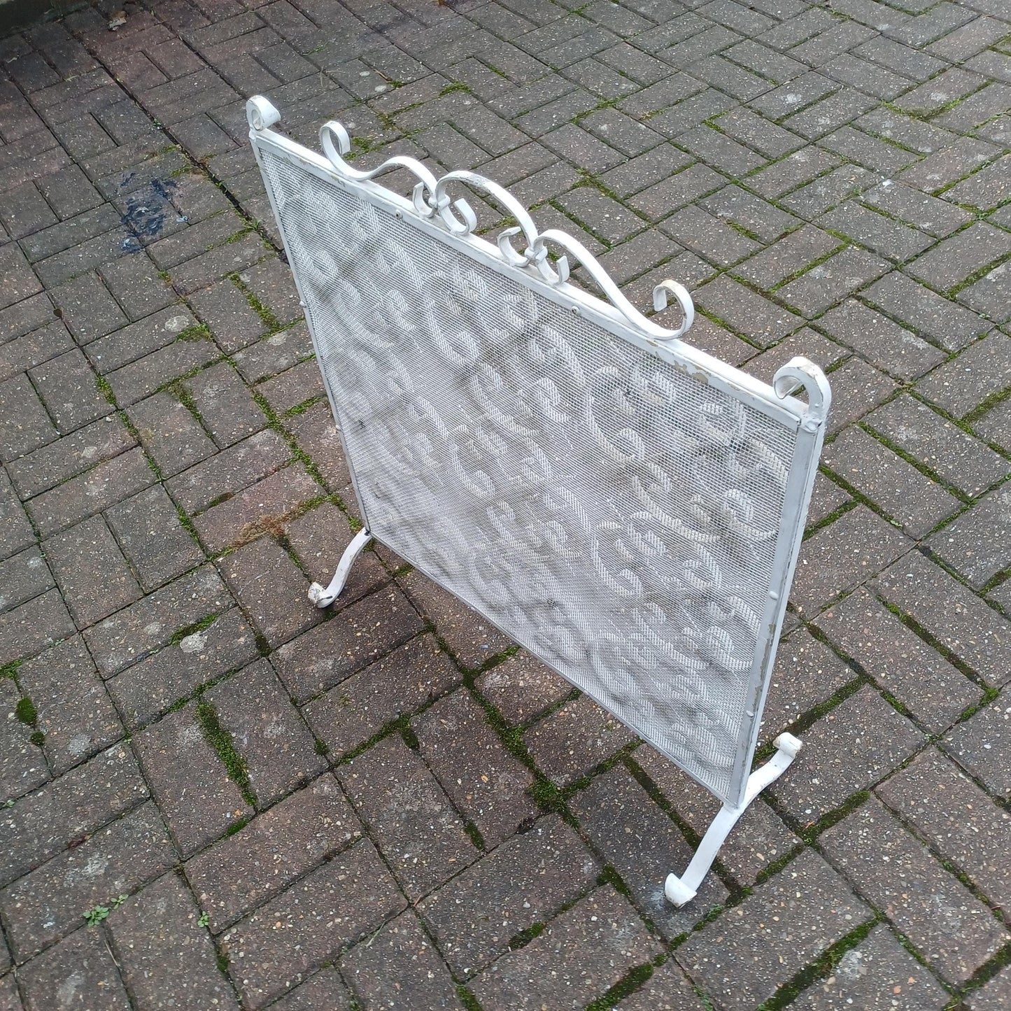 Vintage Mid 20th Century Iron Fire Screen Guard Painted White Heavy Quality
