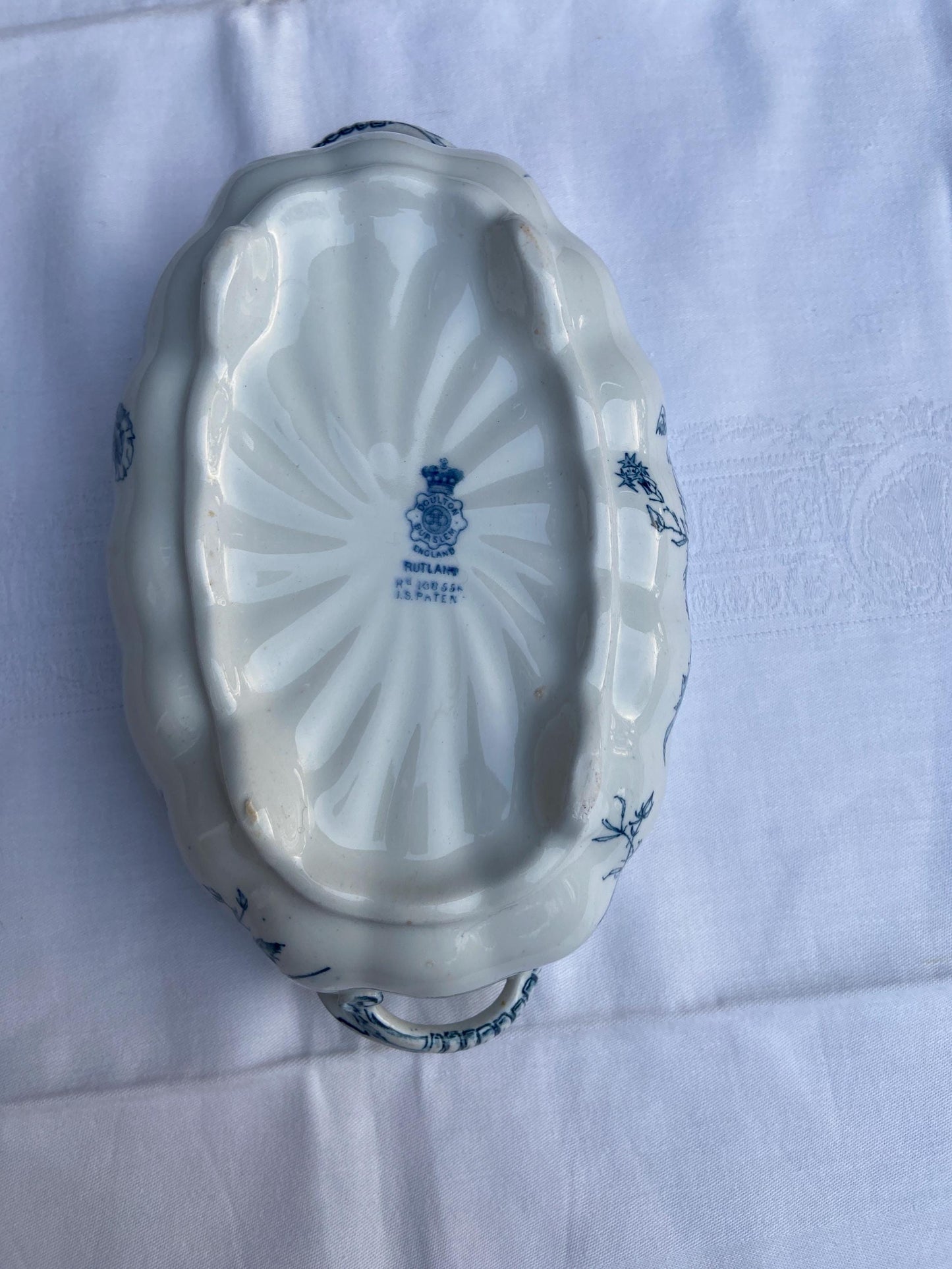 Collectible "Rutland", Victorian Doulton Tureen - J.S. Patent - 1886-1902 coronet stamp - VGC
