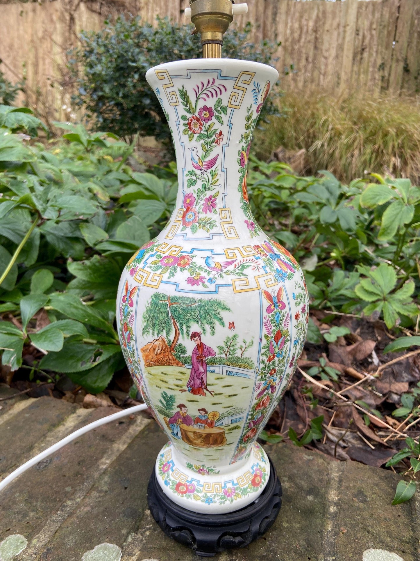Large authentic vintage Oriental Vase style Table Lamp patterned - working condition 43cm tall