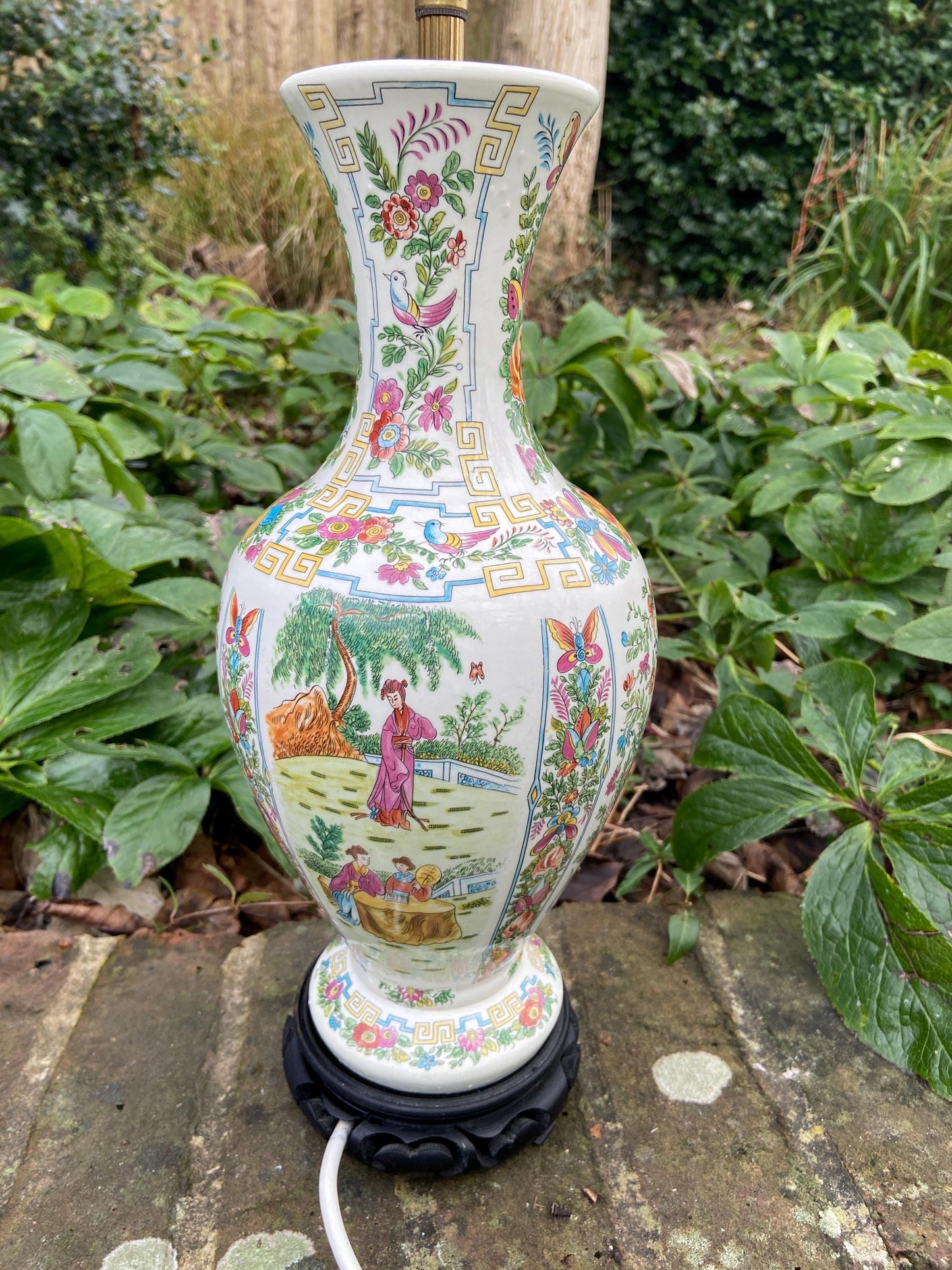 Large authentic vintage Oriental Vase style Table Lamp patterned - working condition 43cm tall