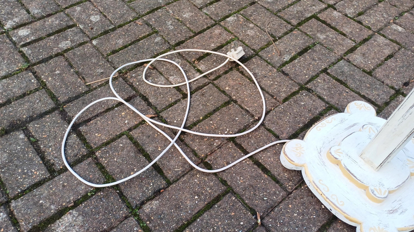 Bespoke Upcycled Vintage Painted Shabby Chic Standard Lamp in Annie Sloan Cream and Gold Acrylic. Working.
