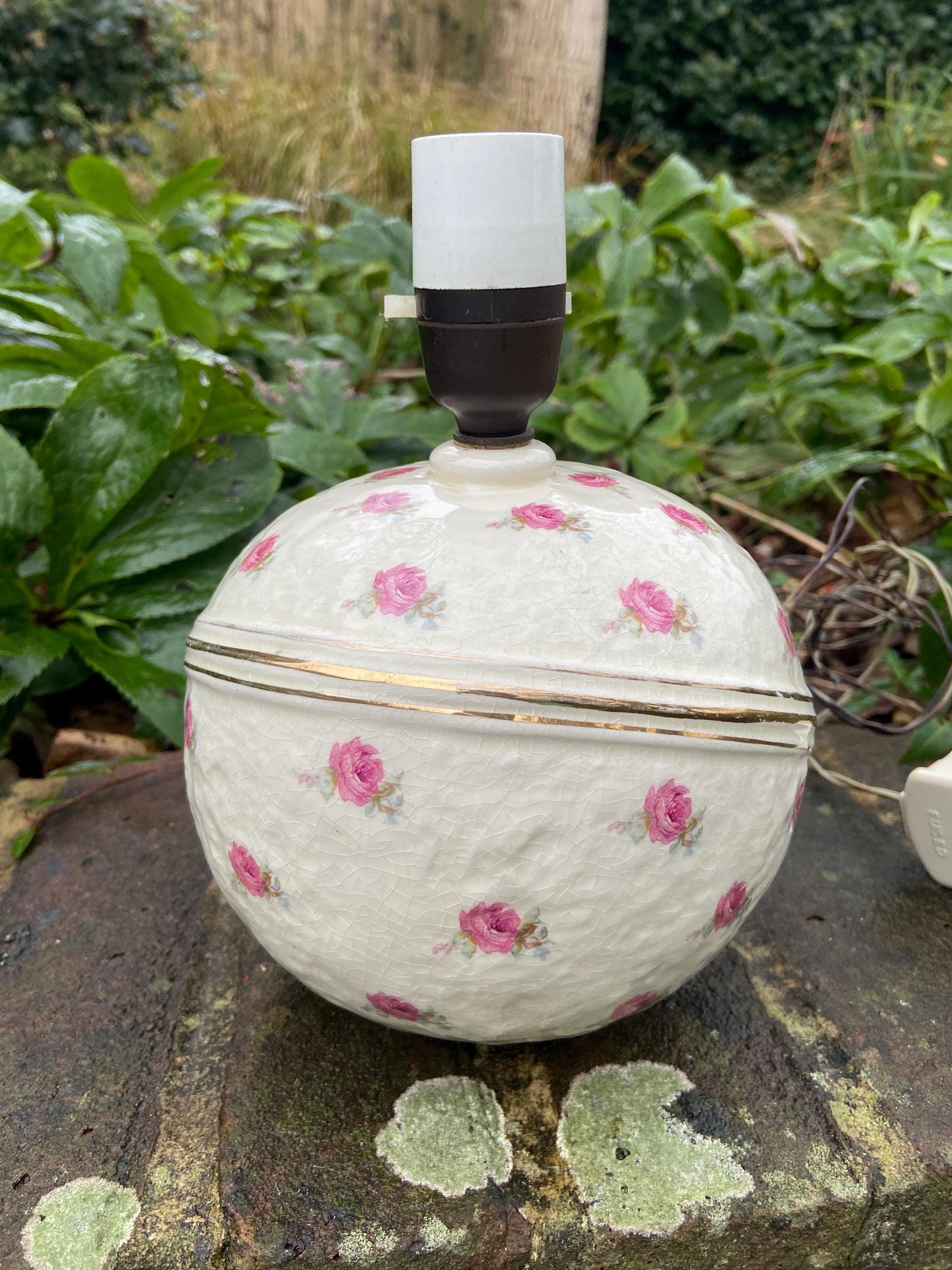 1950s rounded crackle glaze ceramic lamp with roses and unusual gold band (Hughes of Longport)