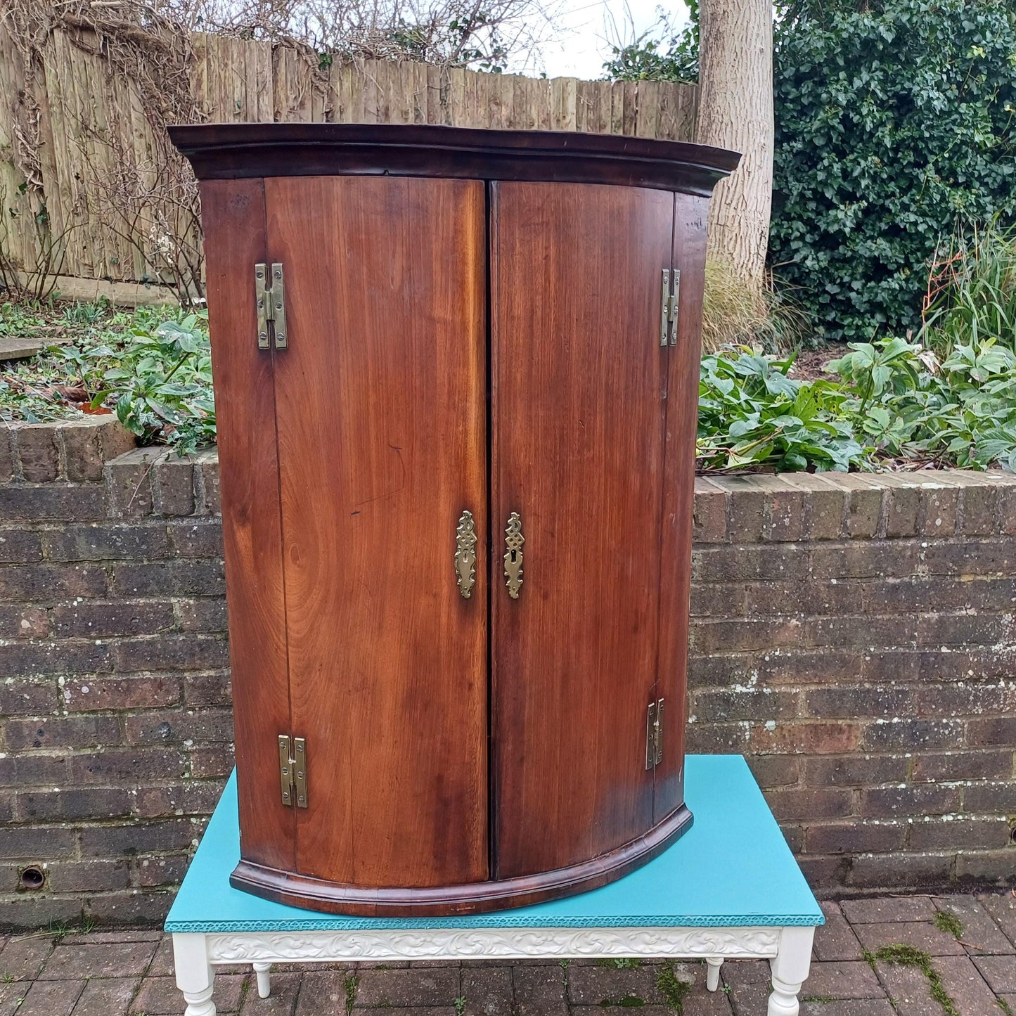 Vintage Early Victorian Mahogany Large Corner Cupboard Curved Front Superb Craftsmanship FREE HAND Delivery