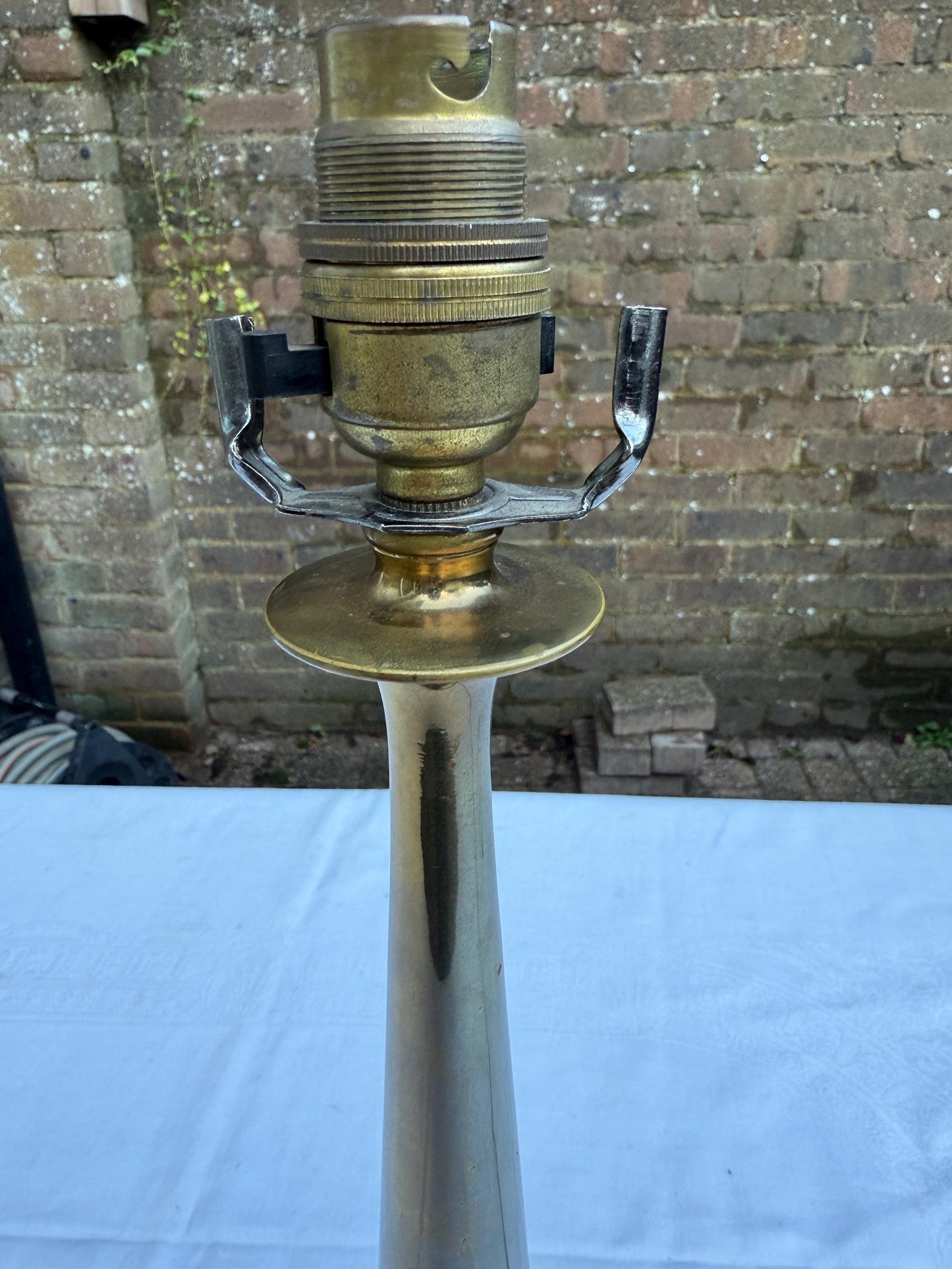 Art nouveau metal vintage table lamp - 49cm tall