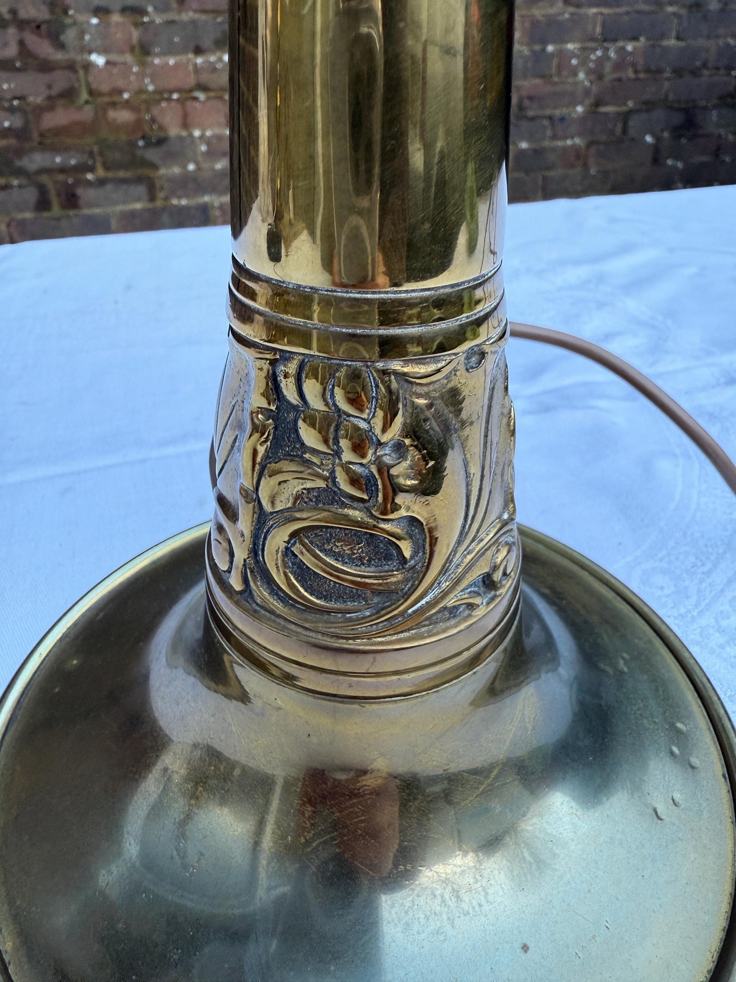 Art nouveau metal vintage table lamp - 49cm tall