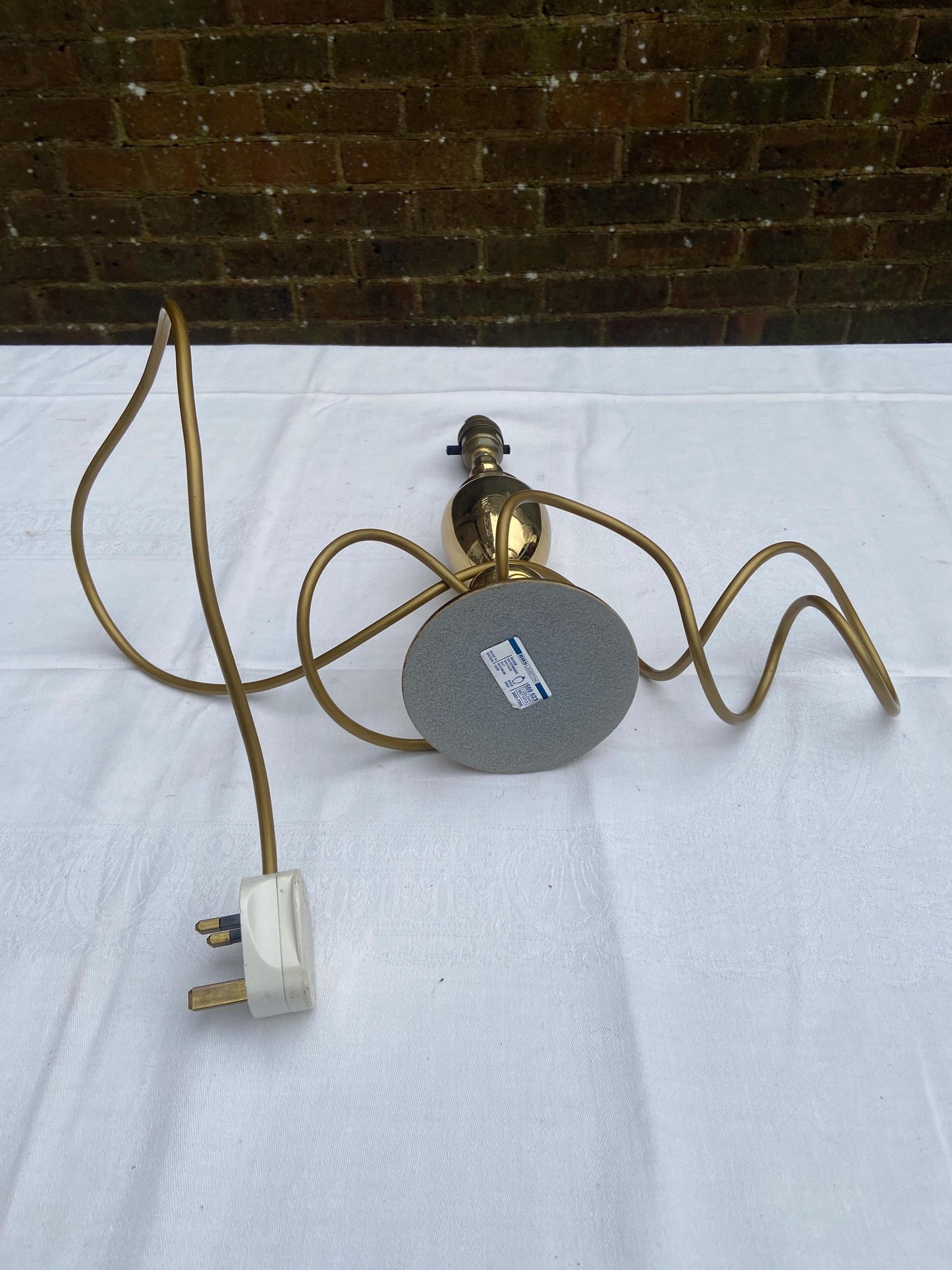 Vintage BHS Quality Shiny Brass Table Lamp, moulded and turned body - 32cm tall