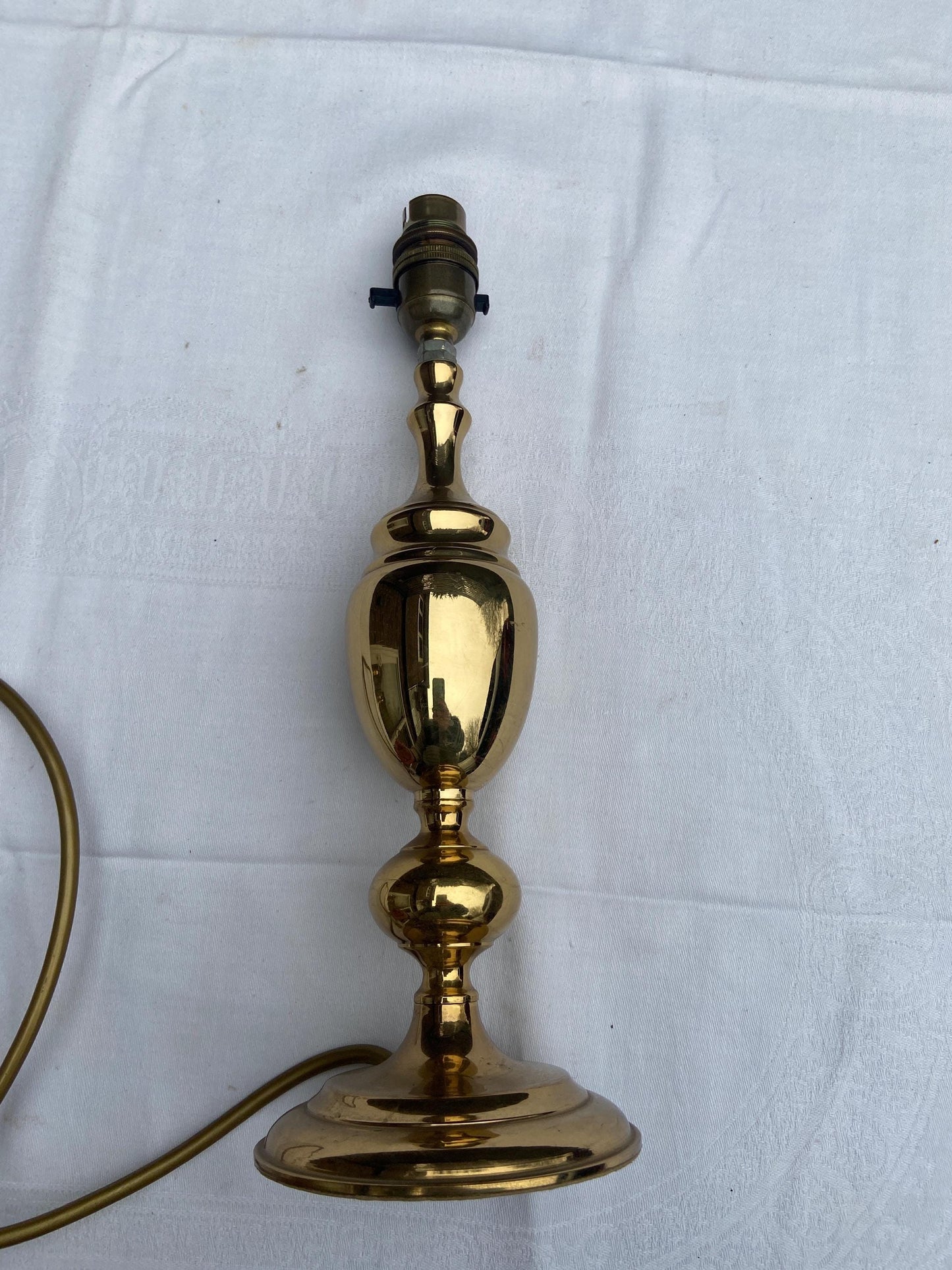 Vintage BHS Quality Shiny Brass Table Lamp, moulded and turned body - 32cm tall