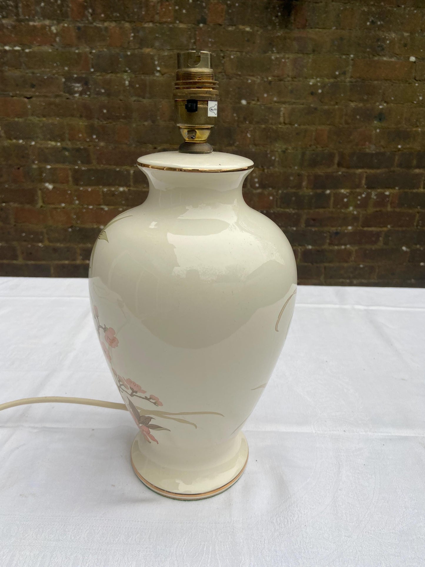 Vintage St Michael’s M&S ceramic table lamp - cream with painted leaves and flowers - working