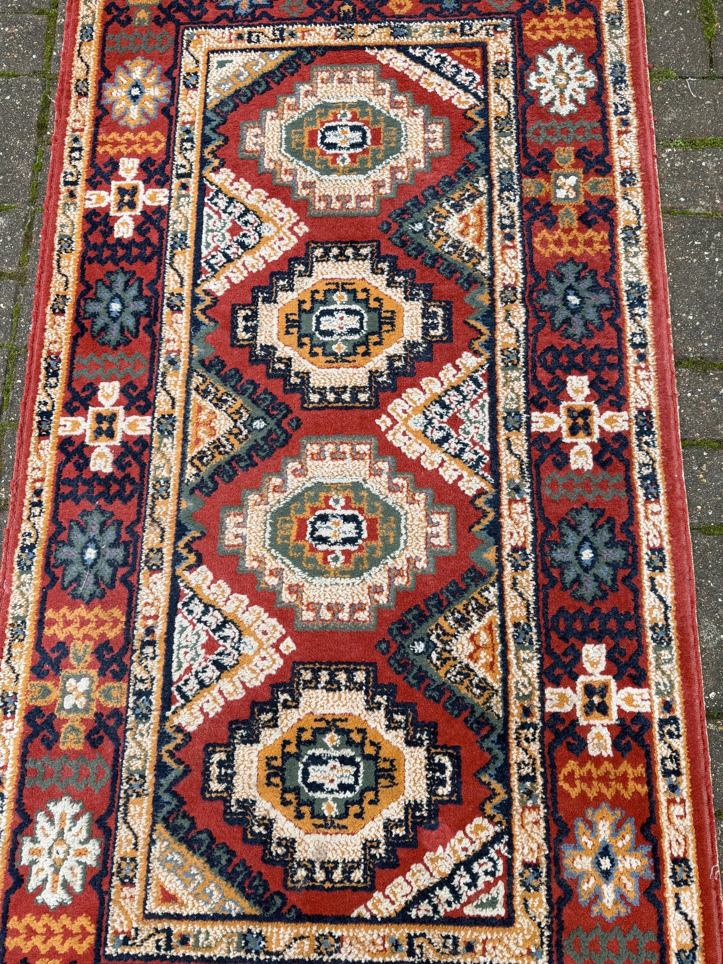 Vibrant retro wool rug with geometric Aztec like pattern - 80cm x 150cm