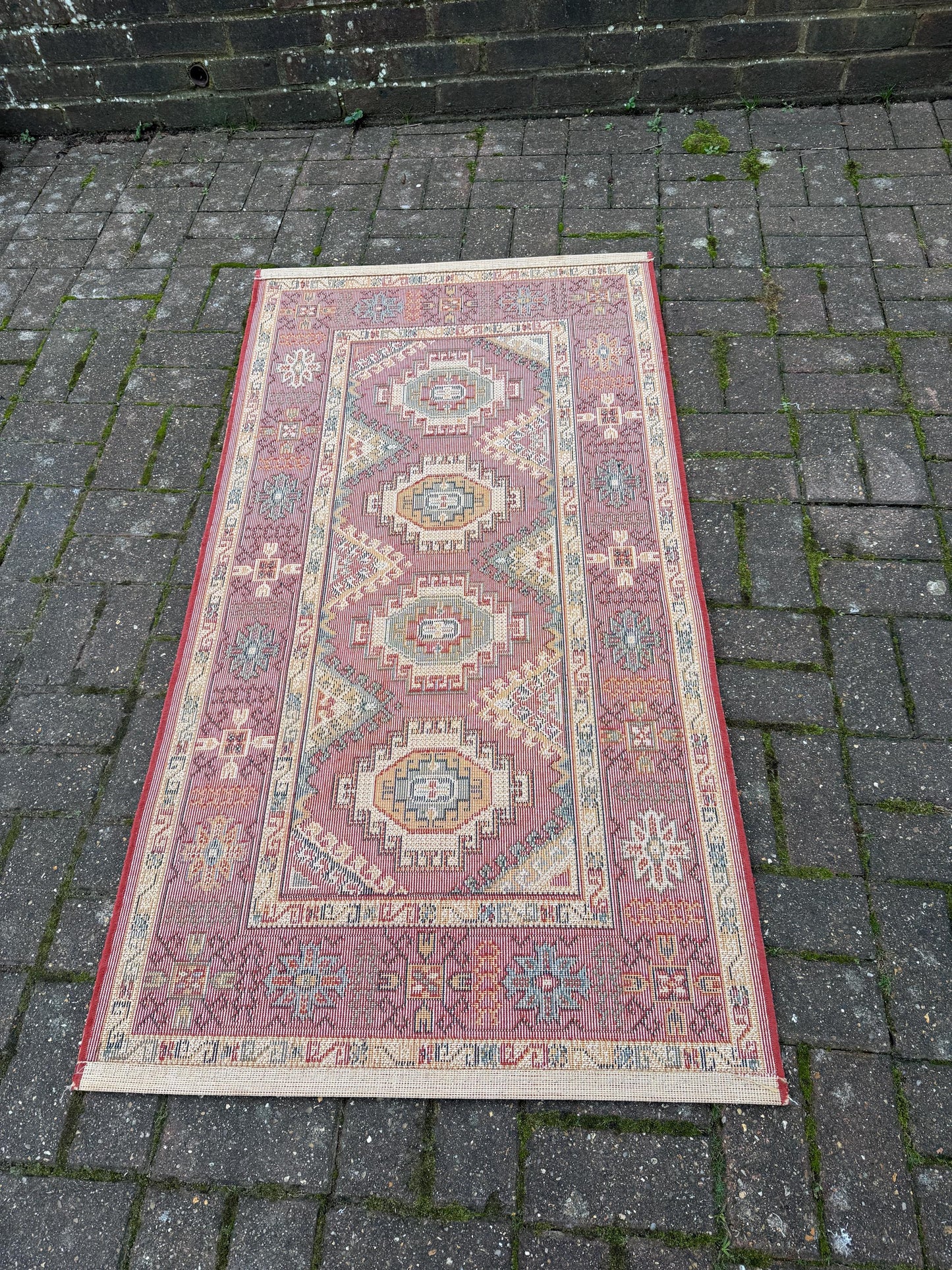 Vibrant retro wool rug with geometric Aztec like pattern - 80cm x 150cm
