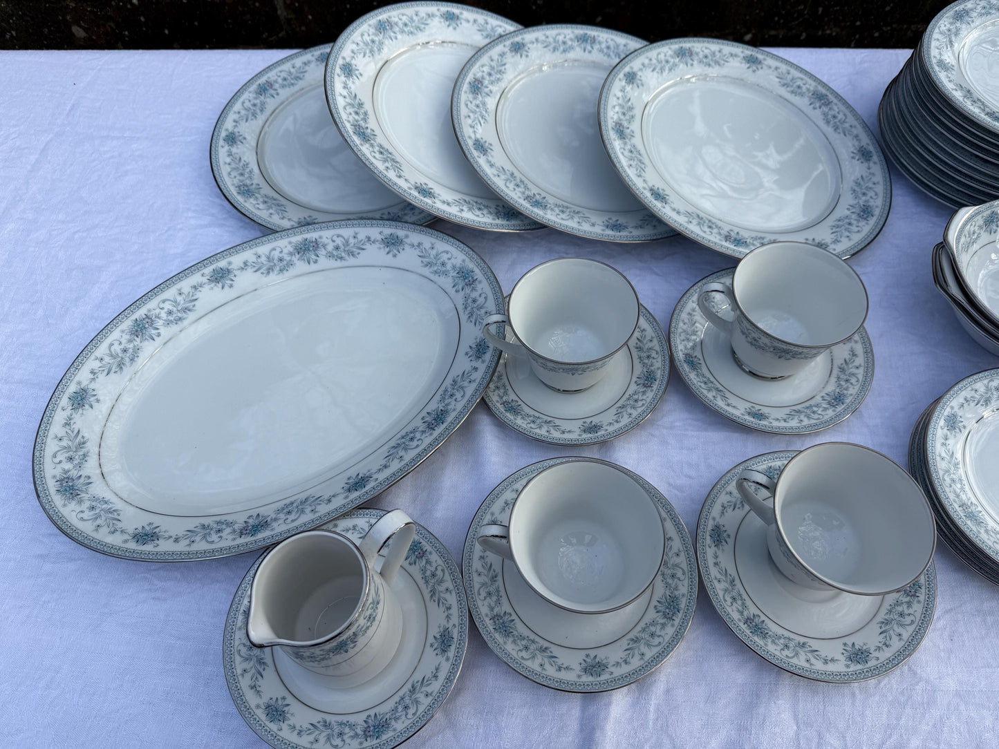 Large Noritake Quality Fine China ‘Blue Hill’ Blue and Silver Large Vintage Dinner Service. 39 Pieces