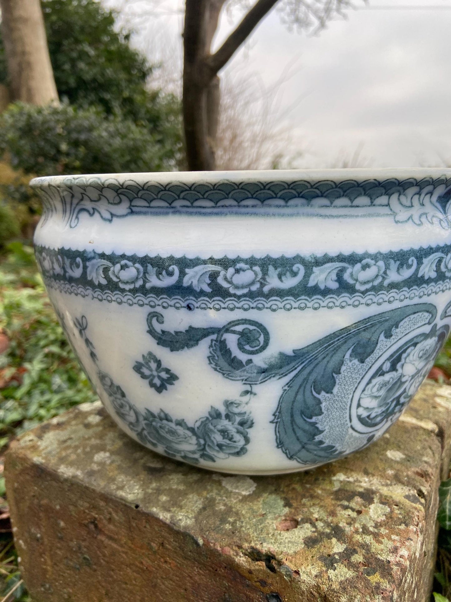 Antique planter, Victorian Blue and White Antique Chamber Pot, Potty, Indoor planter, Orient pattern