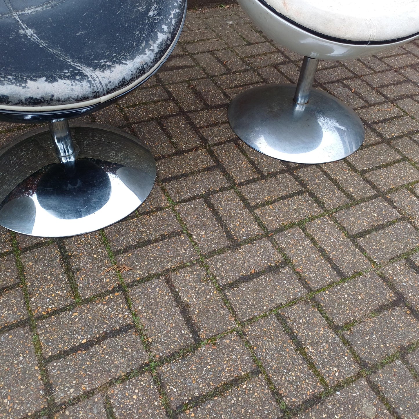 Set of 3 1970s Style Globe Chairs Chrome and Fibre Glass or Plastic Need Work FREE HAND Delivery Revolving