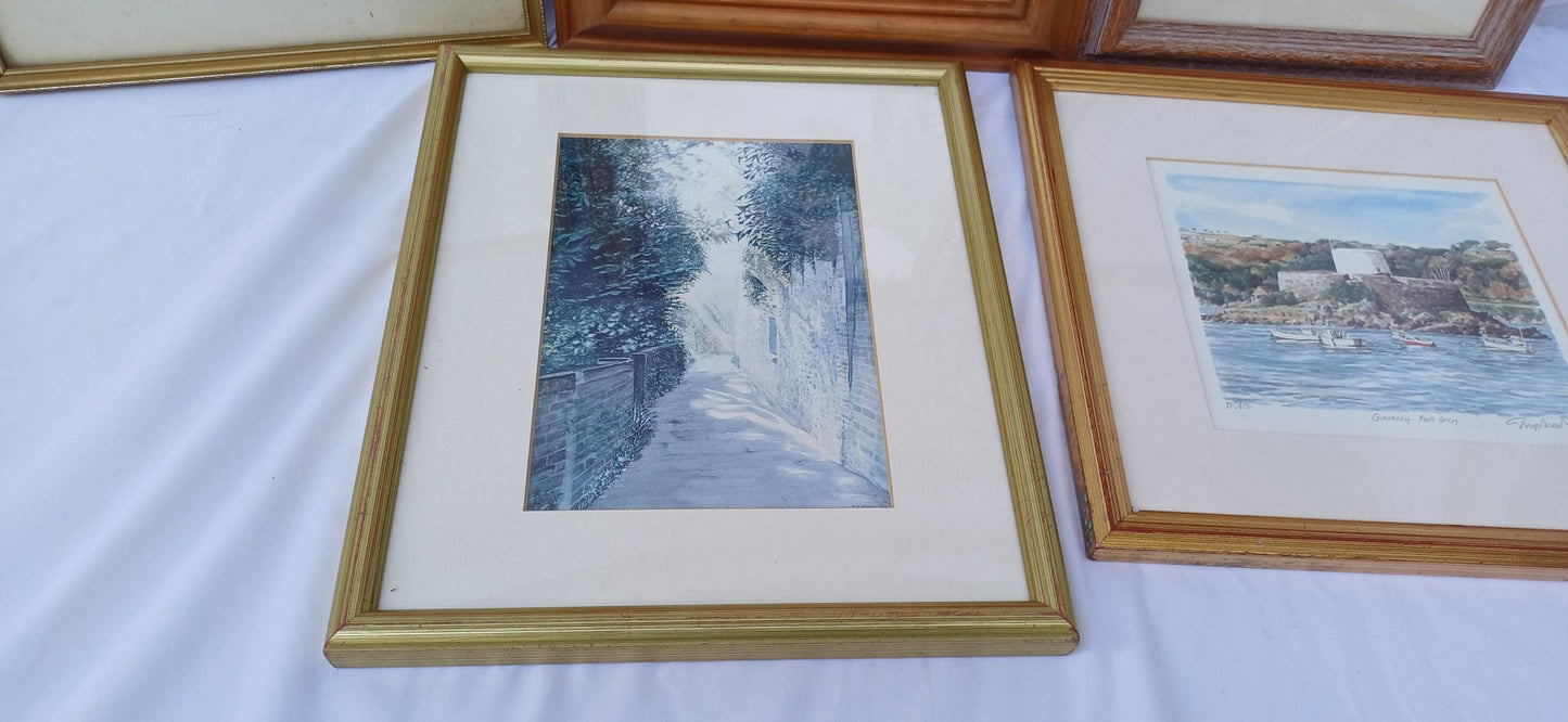 Collection of 5 Gold Vintage Pictures Prints Frames Framing Glazed with Boarded Backings Frame Photo Photograph Artist Upcycling Project.