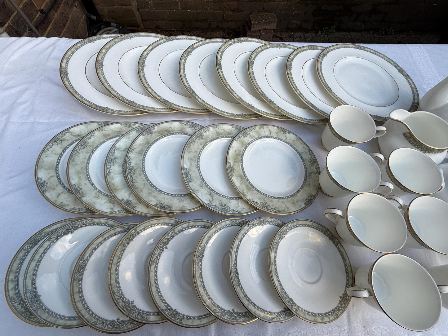 Royal Doulton Isabella Part Dinner Service - vintage - 37 pieces incl 8 dinner plates, 8 cups saucers, 6 side plates, tea pot, jugs & bowls