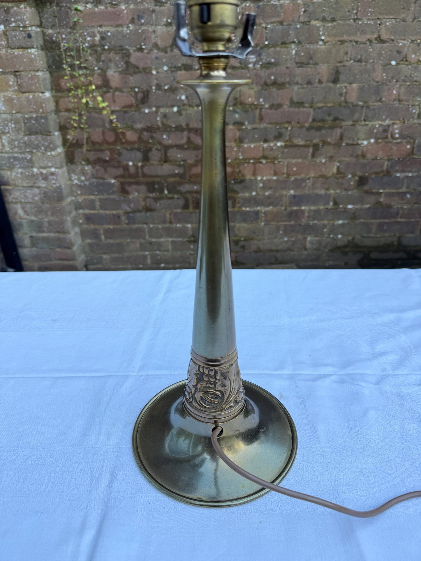 Art nouveau metal vintage table lamp - 49cm tall