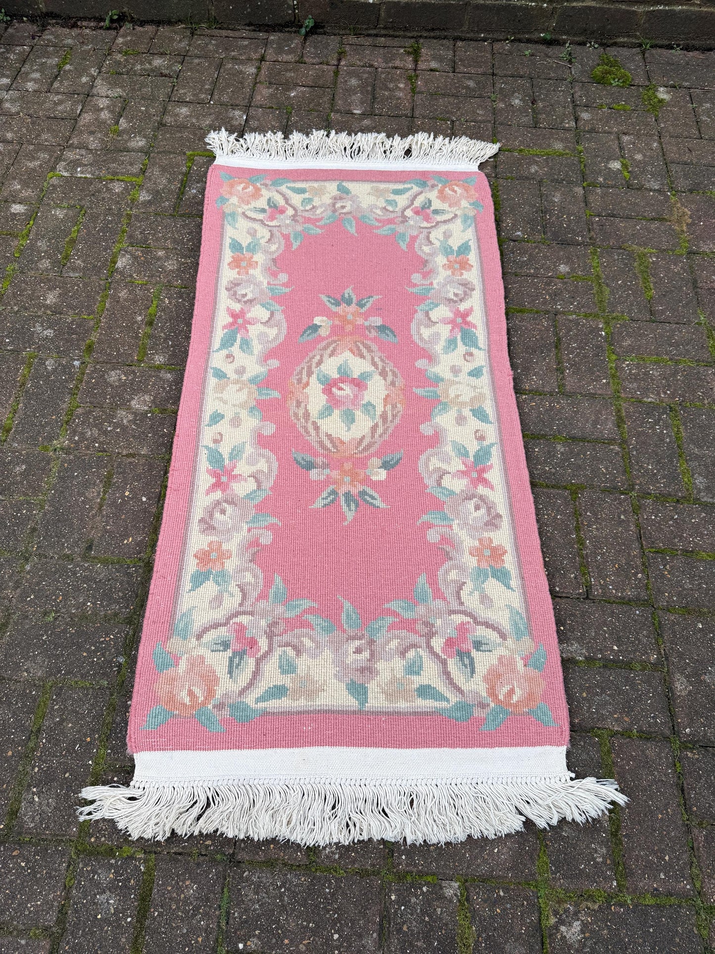 Pink Chinese Woollen Rug in VGC (145cm x 60cm)