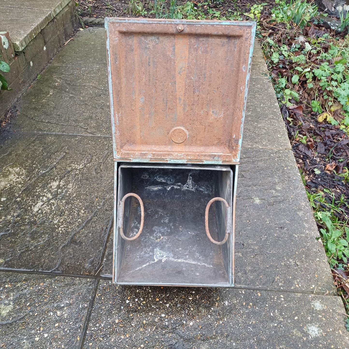 Vintage Late Victorisn Brass Coal Box Scuttle with Intact Liner and Shovel