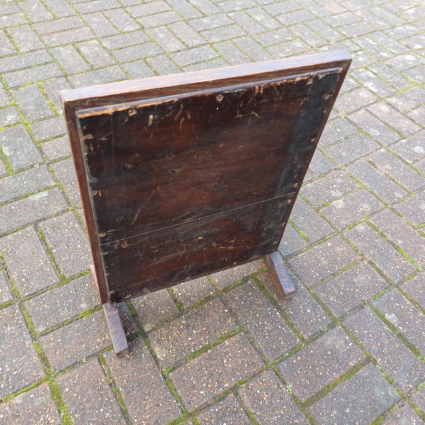 Pretty Vintage Solid Oak Fire Screen with Brown Still Life Tapestry