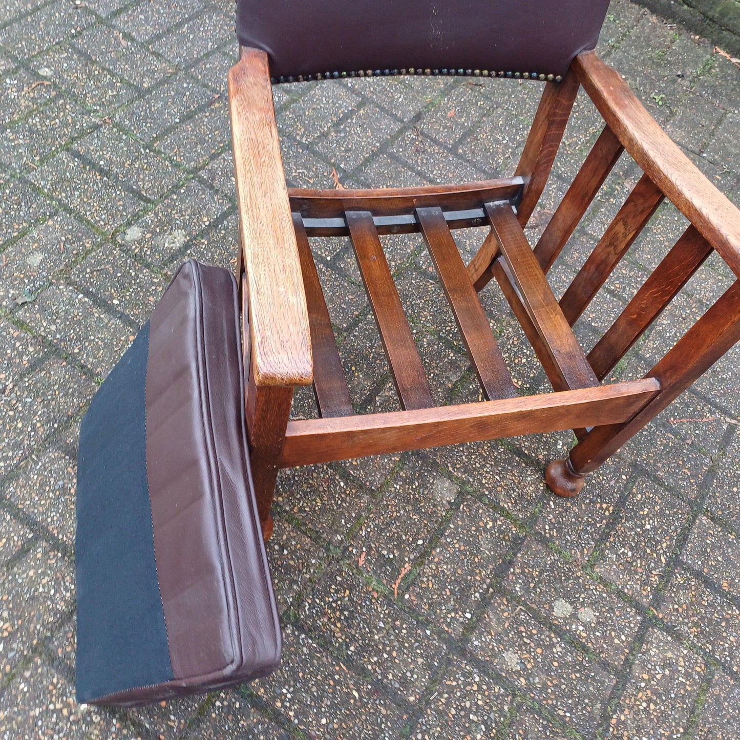 Vintage Solid Oak Upholstered Occasional Monkey Carver Chair Brown Leatherette