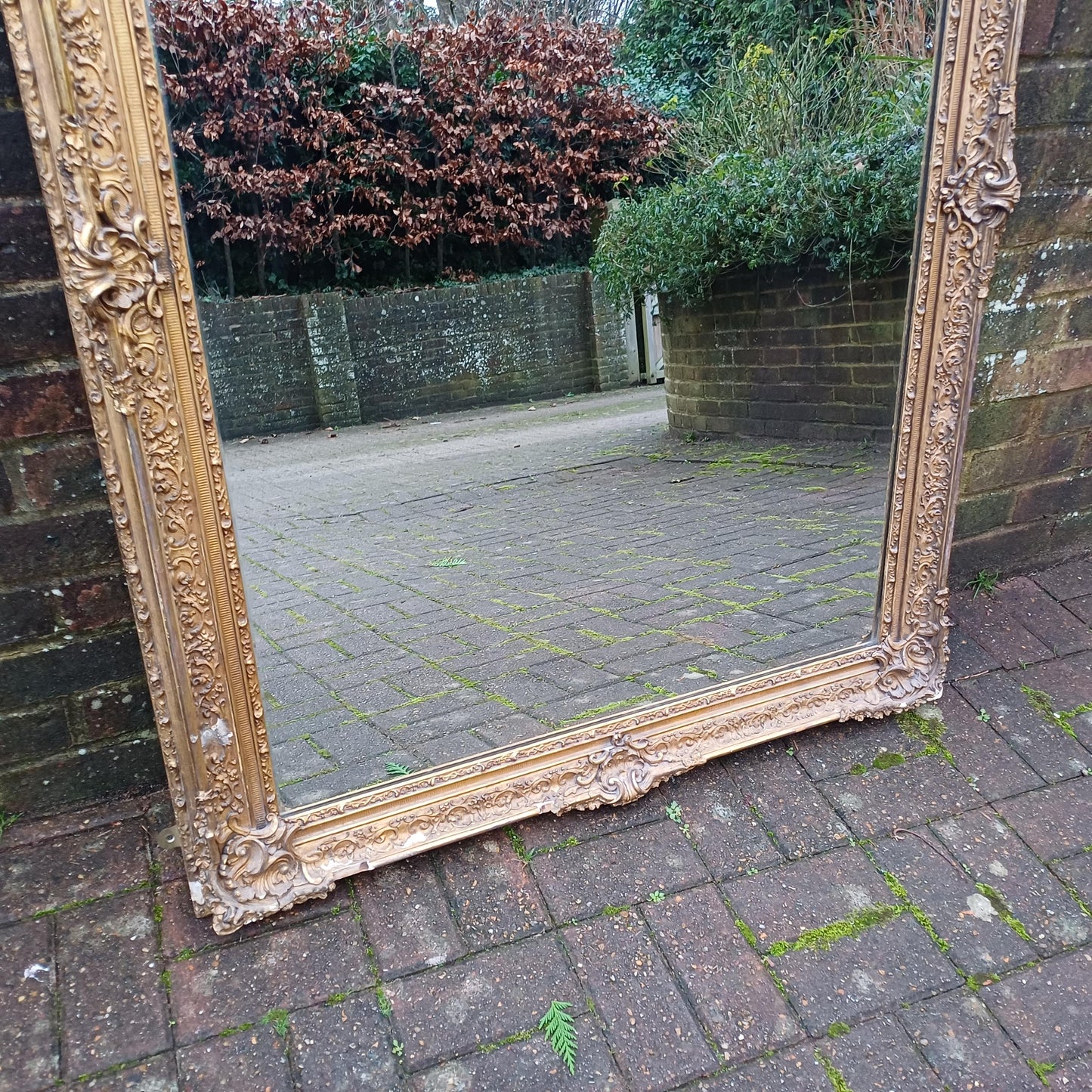 Huge Imposing and Intricate Detailed Victorian Gold Gold Framed Mirror FREE HAND Delivery 136 x 102 cm Will Hang Either Way