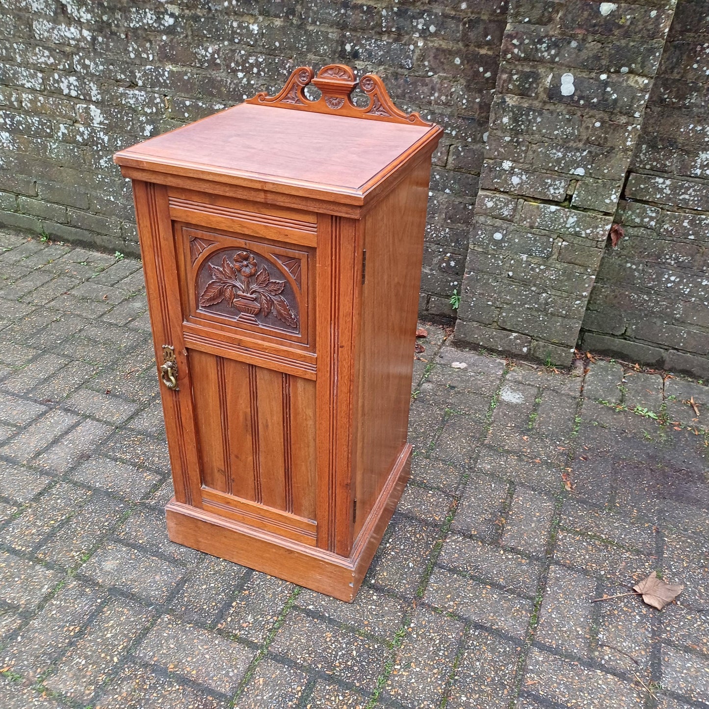 Top Quality Vintage Late Victorian Walnut Bedside or Pot Cupboard