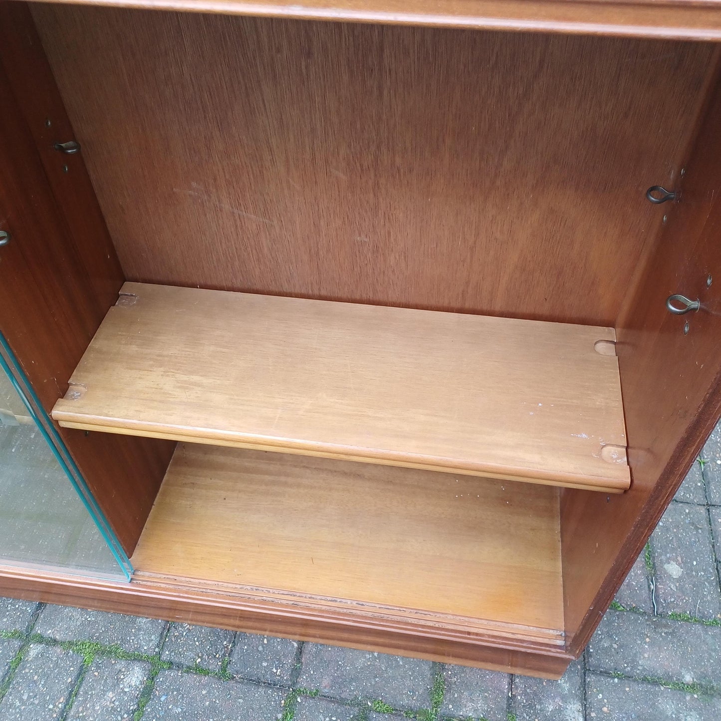 Classic Solid Wood Mid Century Retro Glazed Display Bookcase with Thick Glass Doors FREE HAND Delivery.