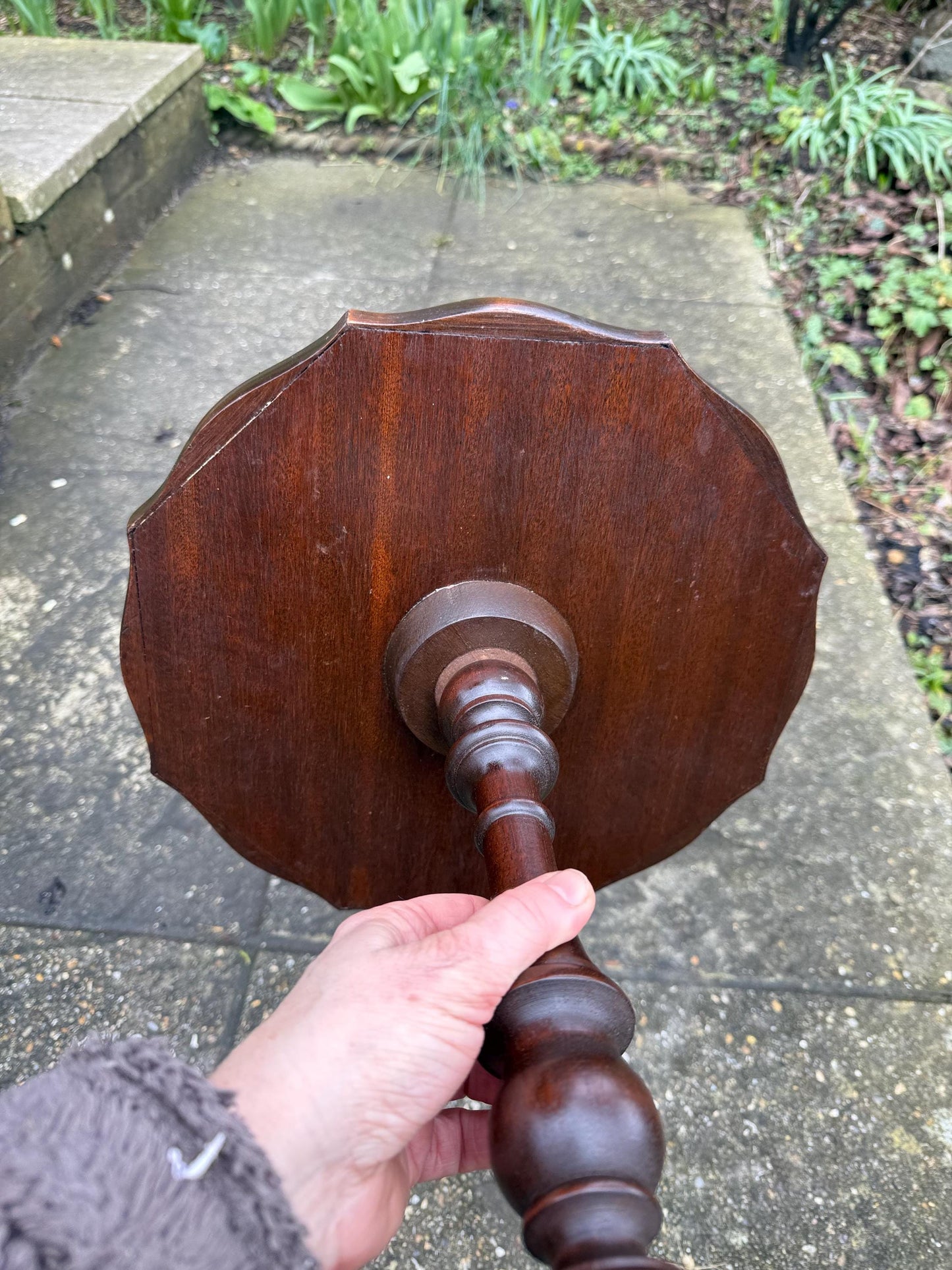 Classic Vintage Wine Table or Lamp Table (end table, coffee table), vintage wooden wine table