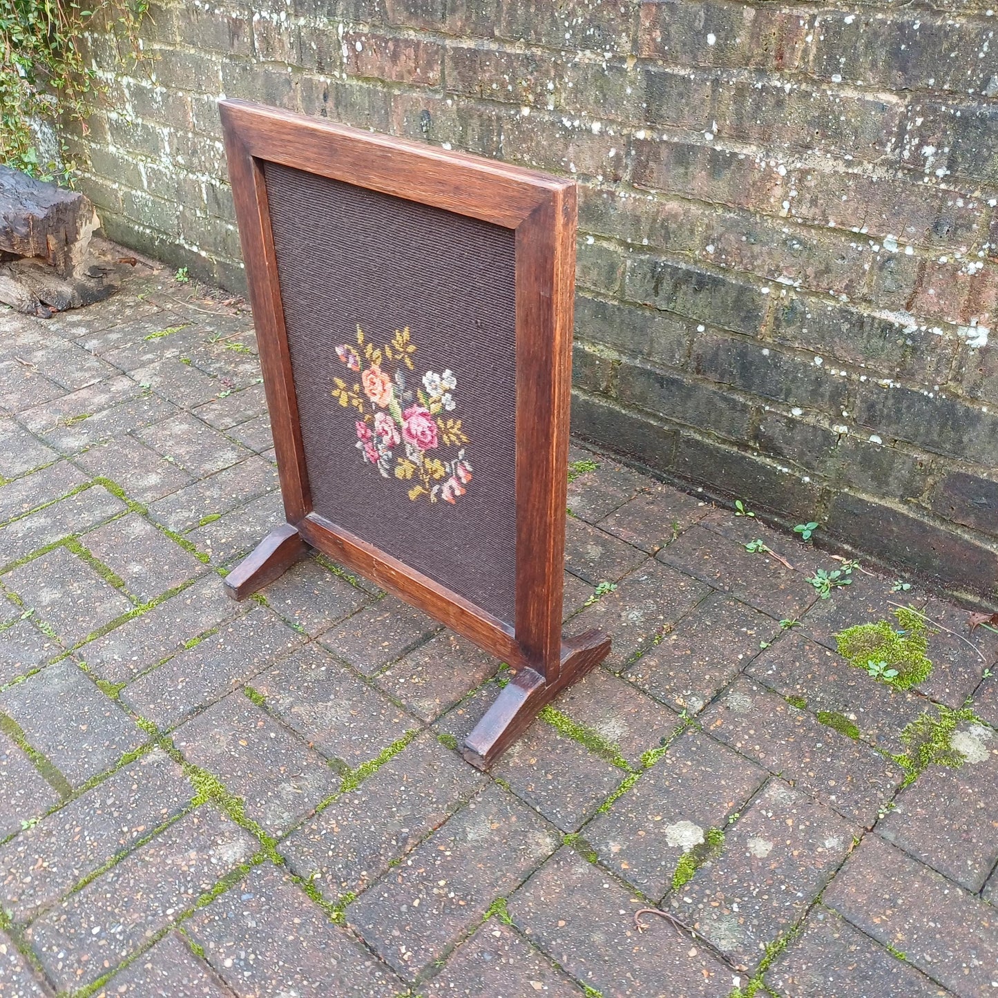 Pretty Vintage Solid Oak Fire Screen with Brown Still Life Tapestry