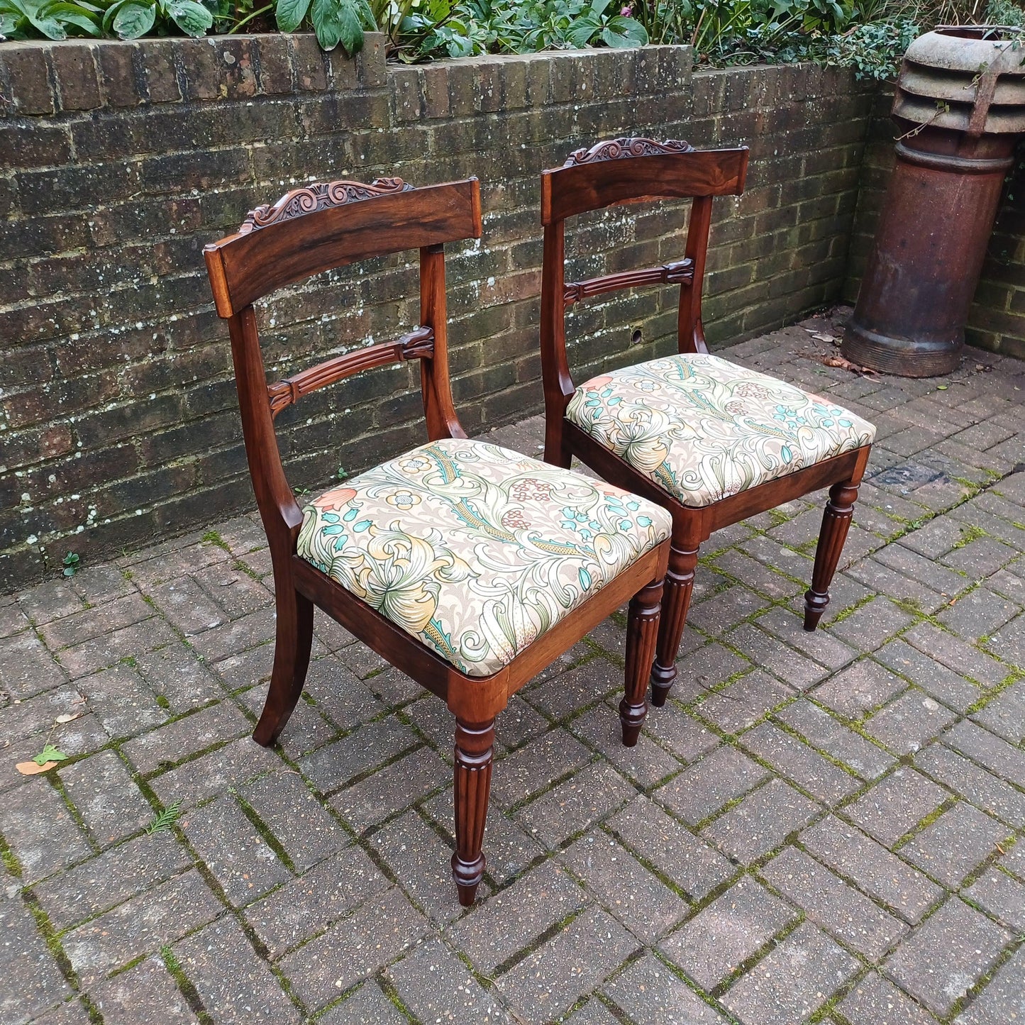 Outstanding Pair of High Quality Vintage Upholstered Dining or Occasional Chairs FREE HAND Delivery