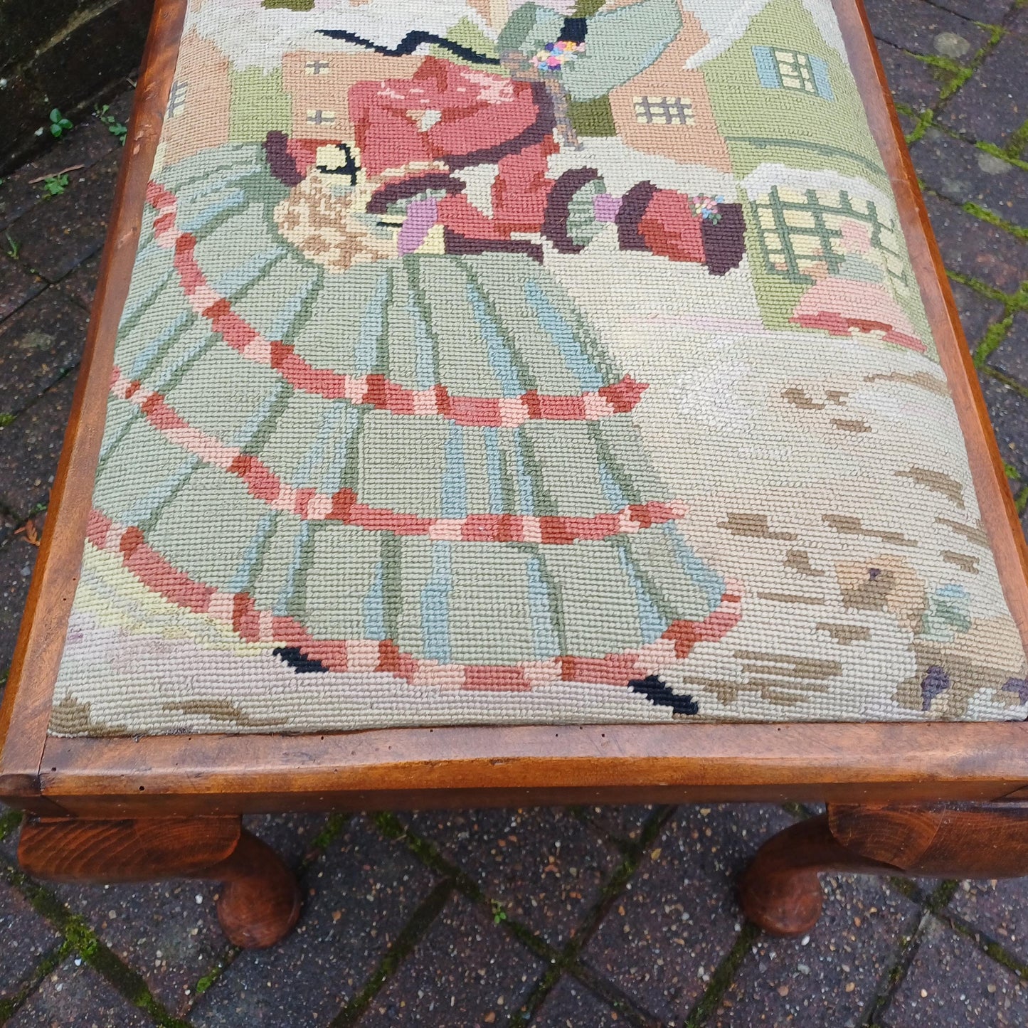 Vintage Chippendale Revival Wooden Stool with Cabriole Legs, Needlepoint Seat, Tapestry Mahogany Frame - excellent stool mid-Century replica