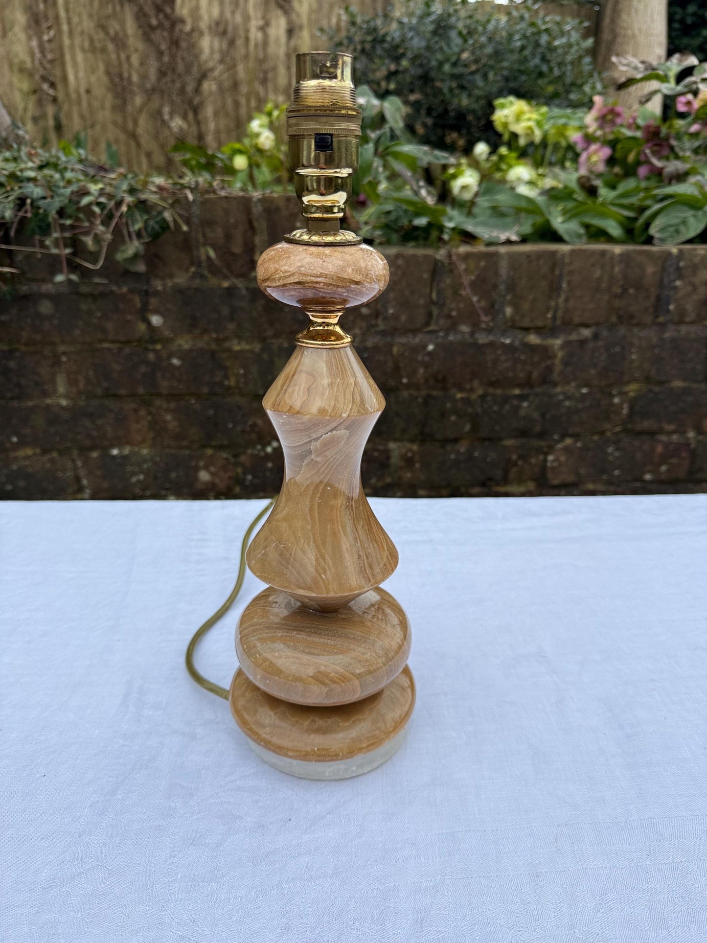 Unusual Vintage Onyx Brown Shaped Table Lamp - PAT tested, 35cm tall