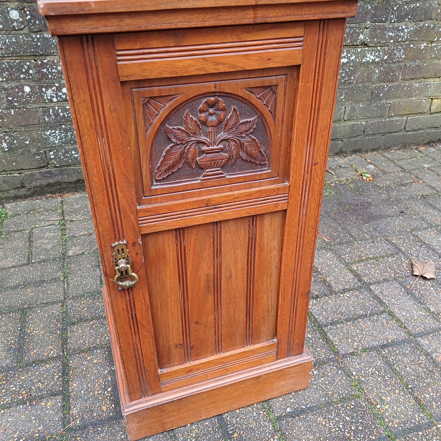 Top Quality Vintage Late Victorian Walnut Bedside or Pot Cupboard