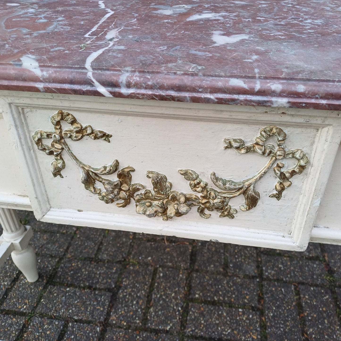 Striking Late Victorian Painted Shabby Chic Marble Topped Side Table Washstand Dressing Table FREE HAND Delivery
