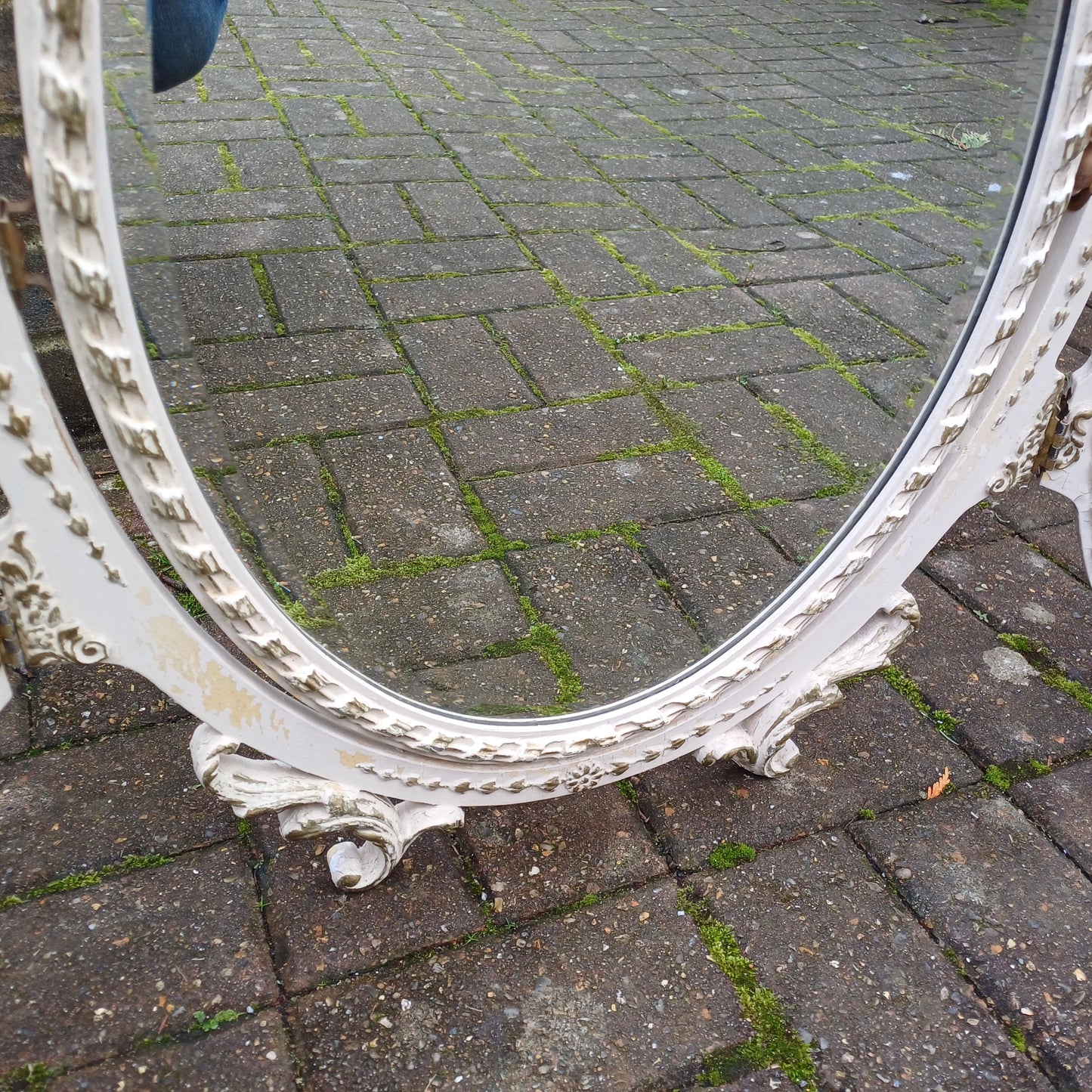 A Particularly Large Classic 70s Bedroom Ornate Painted Triple Dressing Table Mirror Light Cream Gold Highlights Bevelled Glass Adjustable.