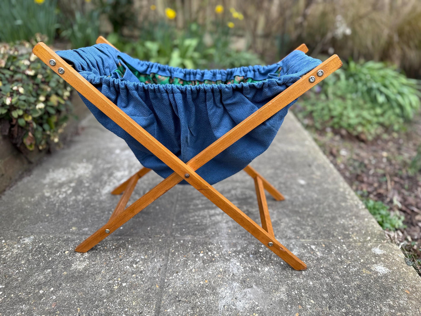 Vintage Knitting or Craft Folding Basket – wooden frame gorgeous Royal Blue & Emerald Green Basket; retro knitting basket, storage basket