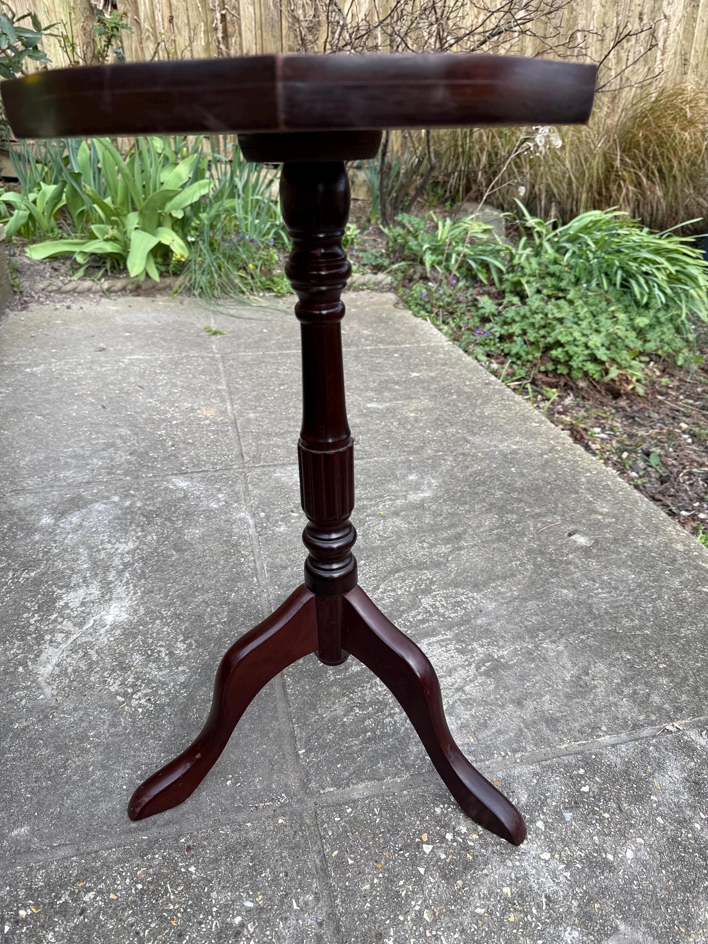 Classic Vintage Wine or Lamp Table with green leatherette top (end table, coffee table), vintage wooden wine table, faux leather top