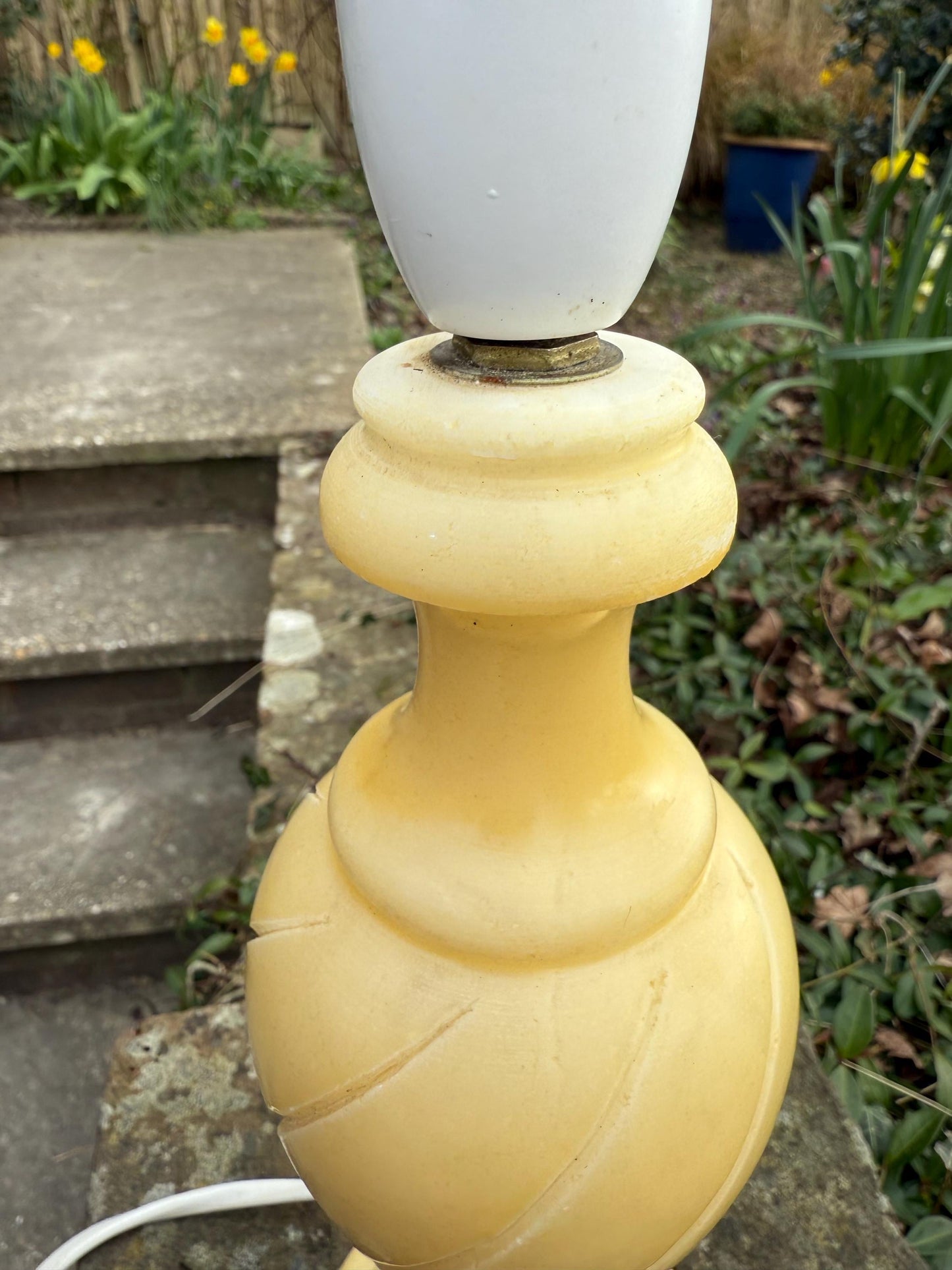 Vintage Cream Alabaster Table Lamp made for Debenhams, Made in Italy - PAT tested, working 1970s/early 80s